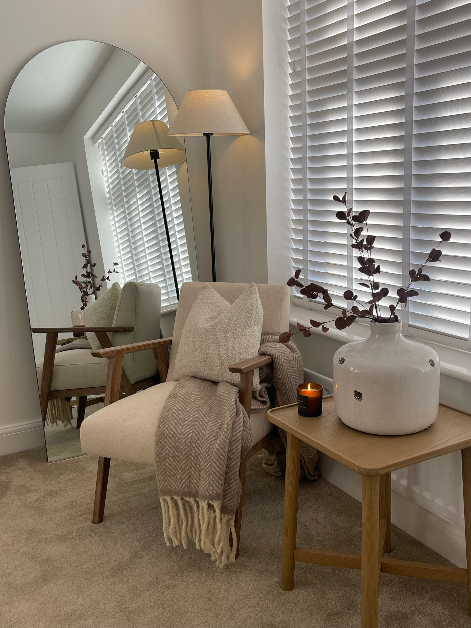 Cosy living room corner 🍂 

Armchair, arch mirror, floor lamp, throw, side table, neutral home 

#LTKhome #LTKSeasonal #LTKstyletip