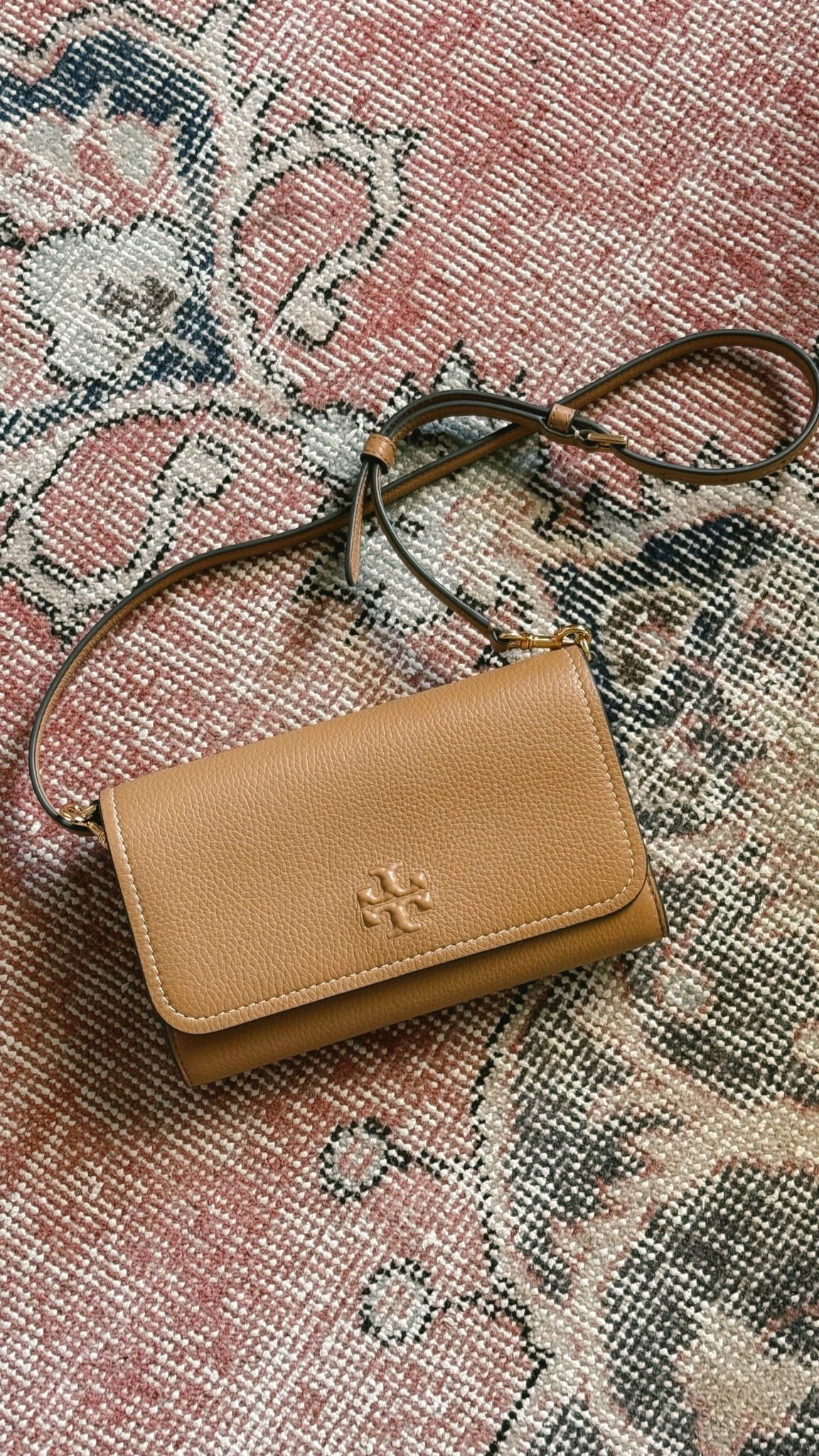 Small crossbody bag that goes with everything. High quality and great to add to a capsule wardrobe  

#LTKSeasonal #LTKStyleTip #LTKU