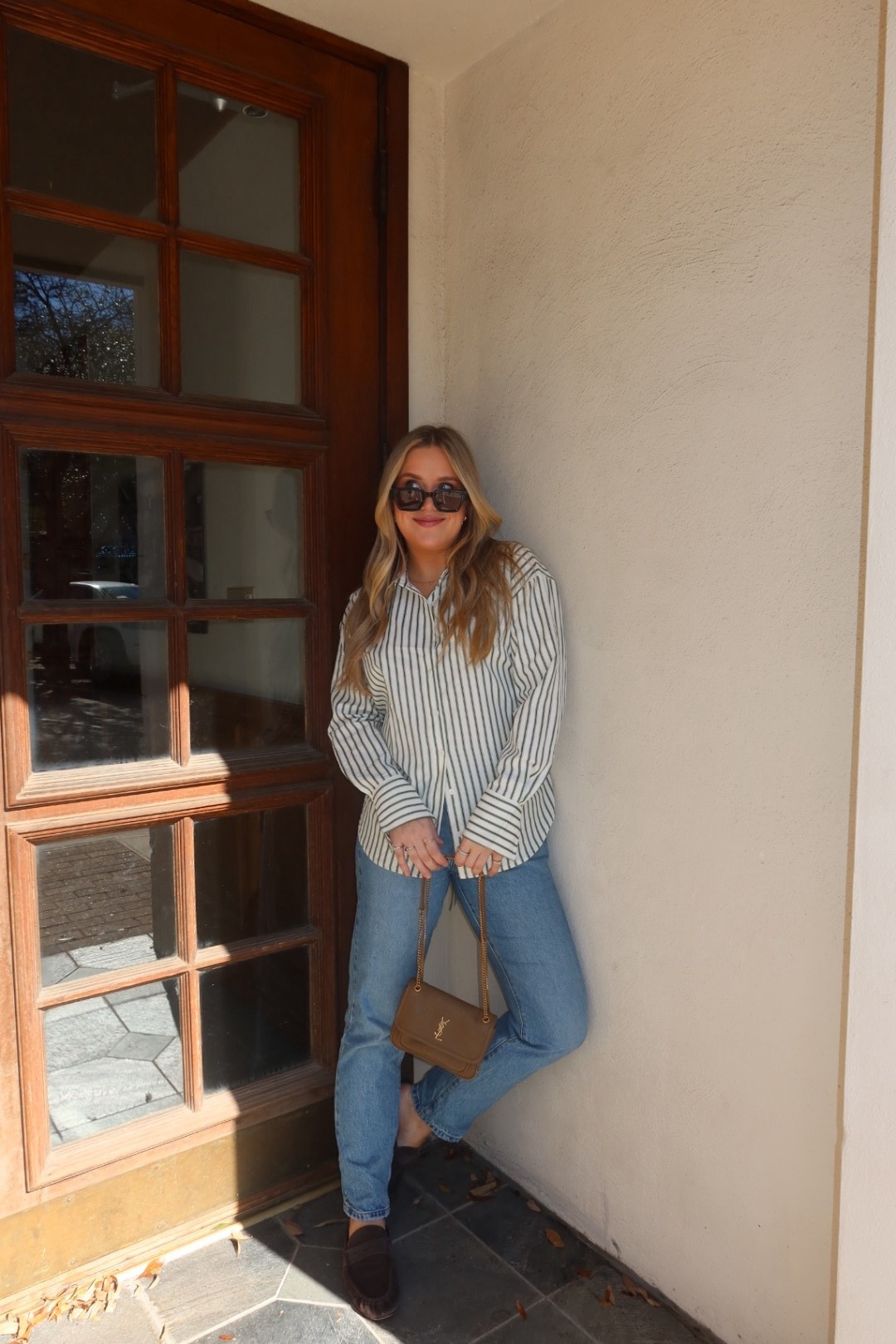 Lulu’s top and Levi’s jeans 

#LTKootd #LTKSeasonal