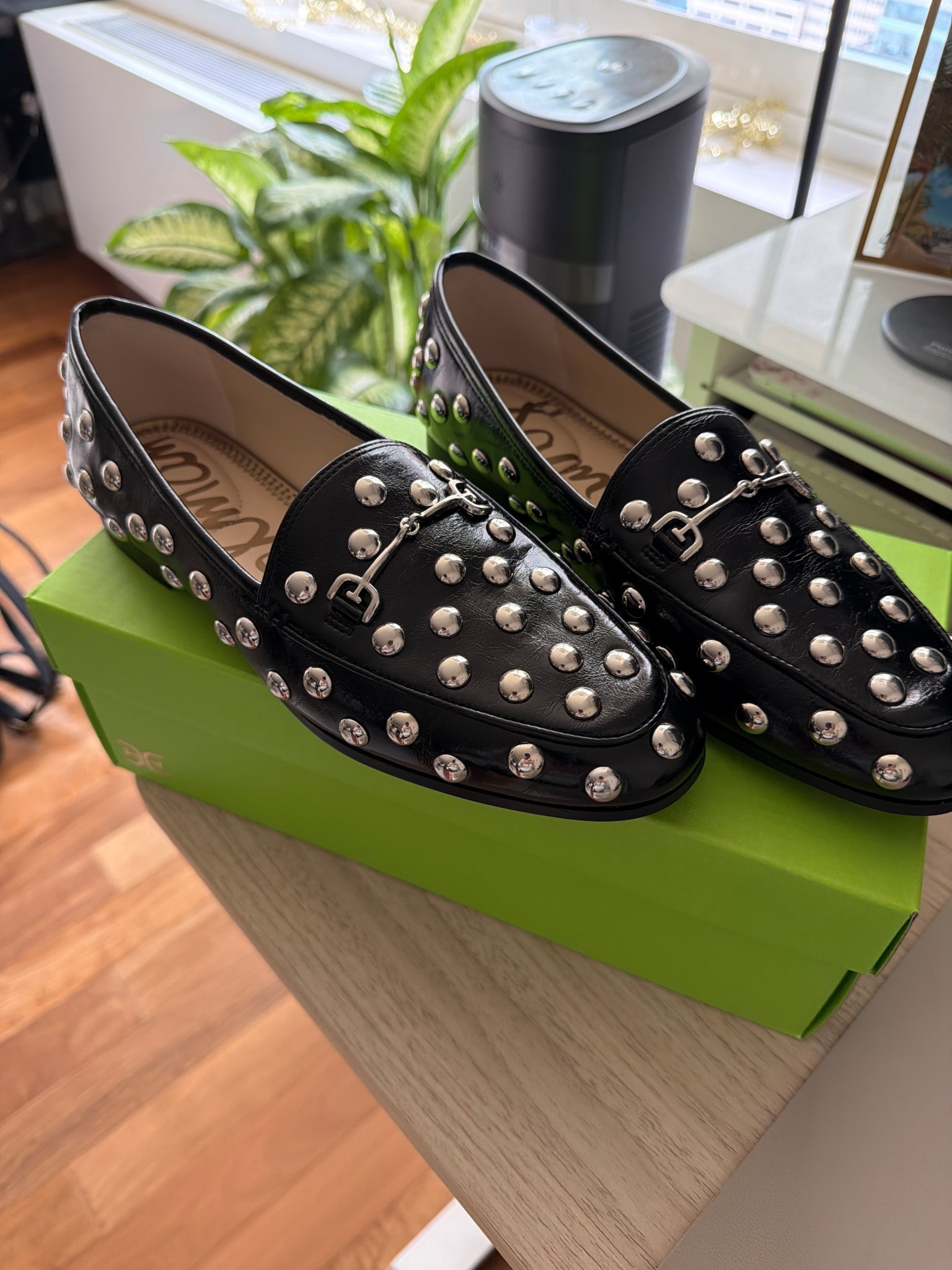 Sam Edelman Loraine Black Studded Loafer


#LTKSaleAlert #LTKootd #LTKWorkwear