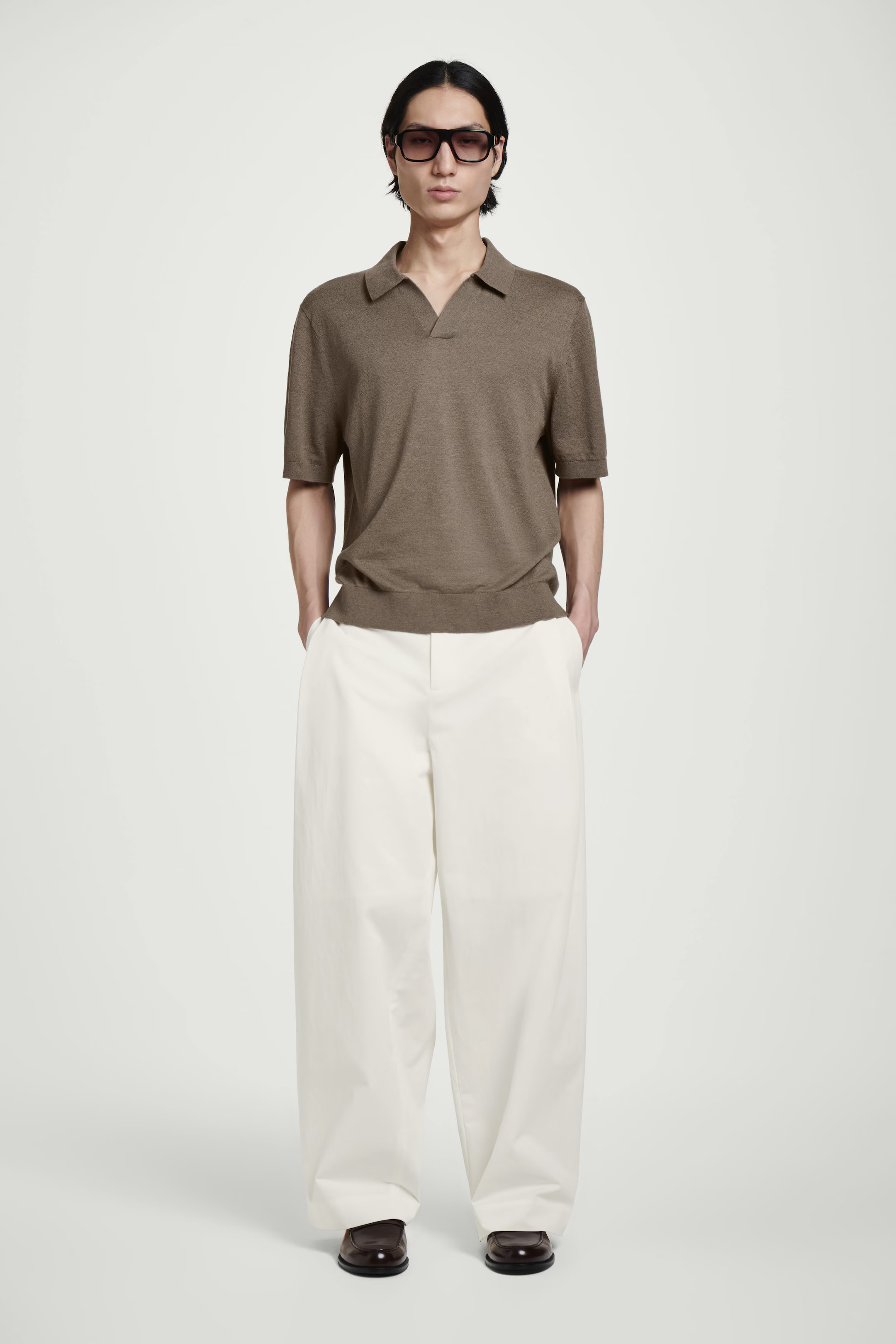 KNITTED LINEN POLO SHIRT - DARK MOLE | COS AU | COS (AU)