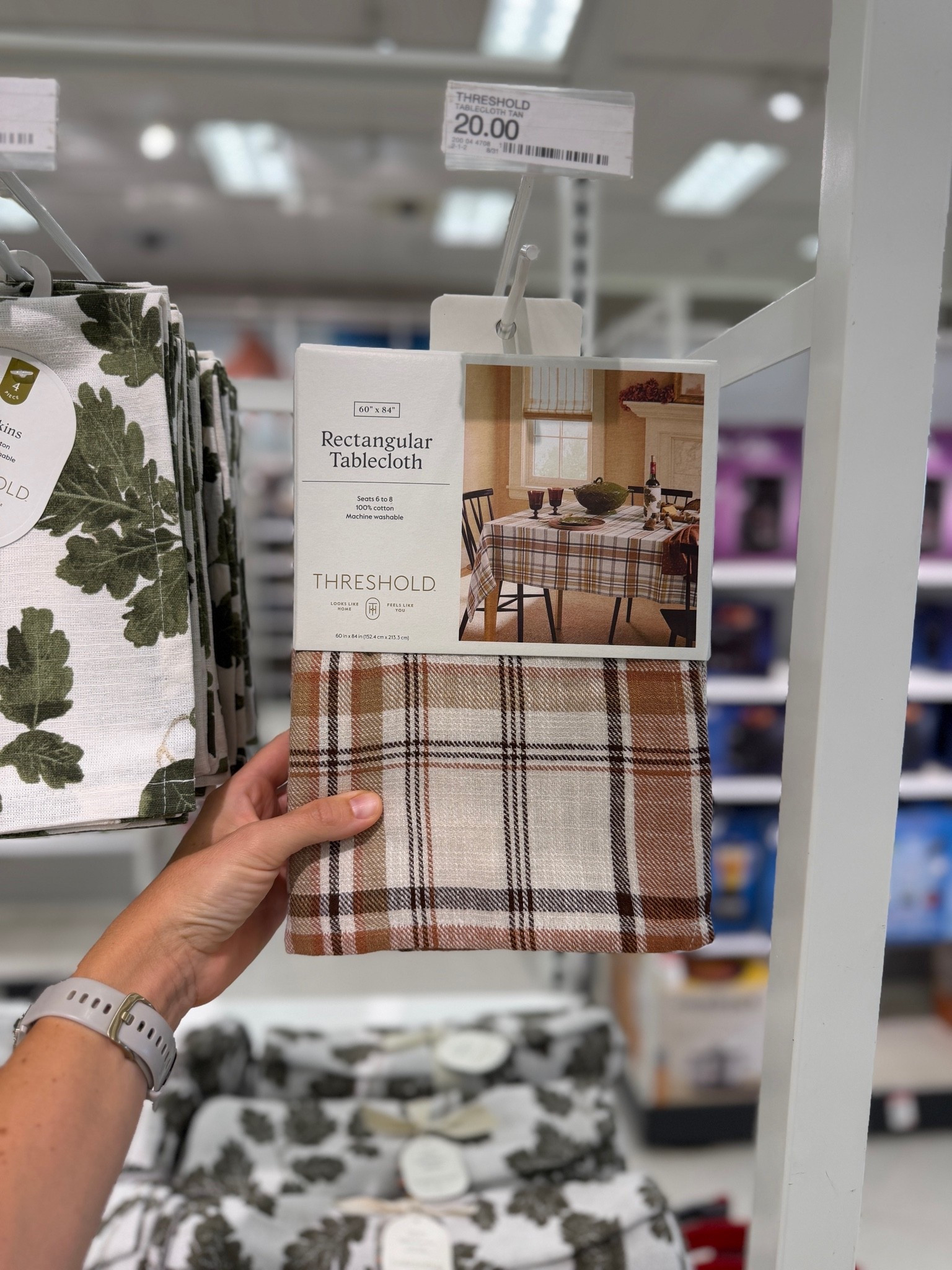 Love this plaid tablecloth for fall! Also available as a table runner 😍

#LTKHome #LTKSeasonal