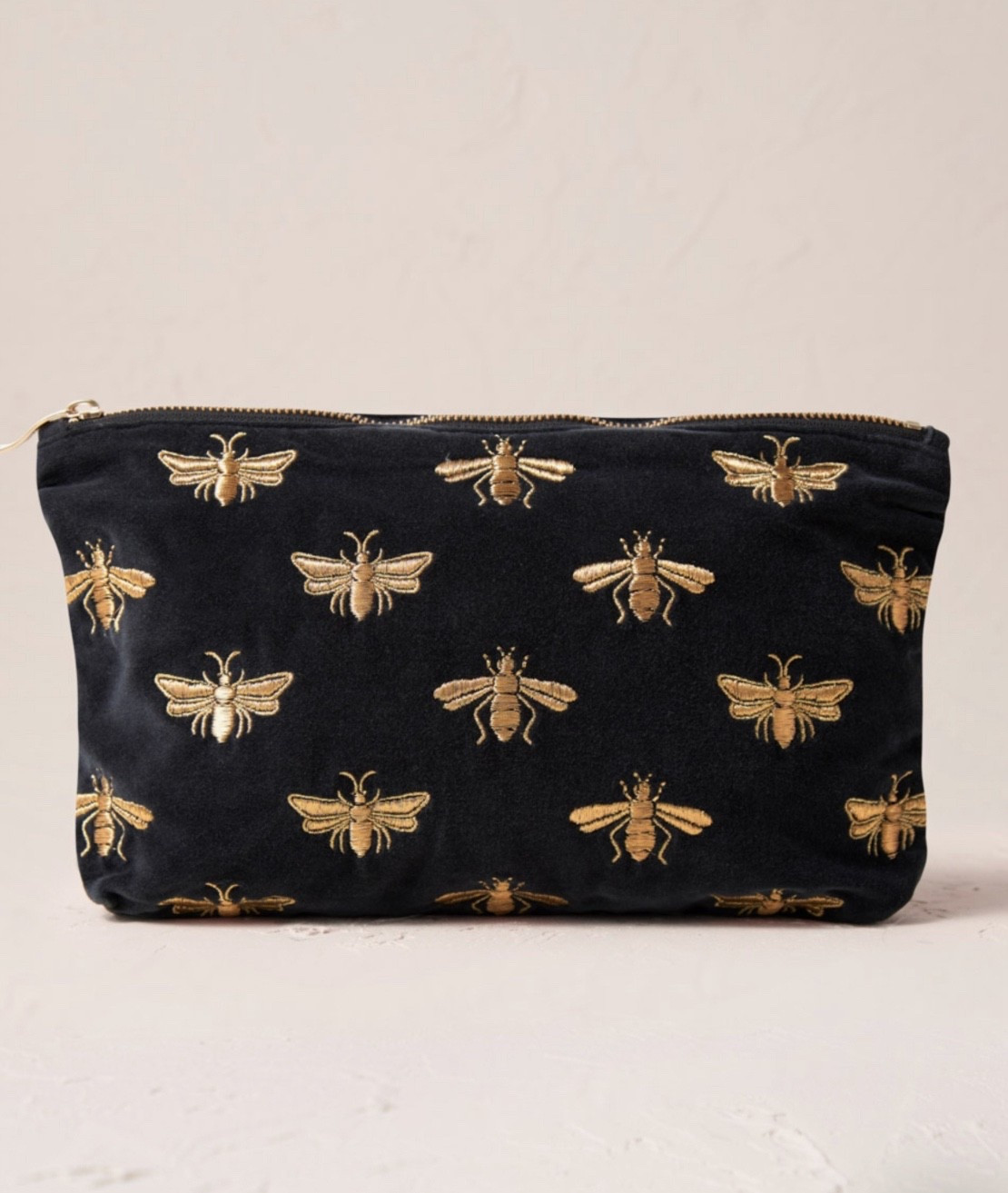 Gift for mom
Makeup bag 

#LTKBeauty #LTKGiftGuide #LTKFindsUnder50