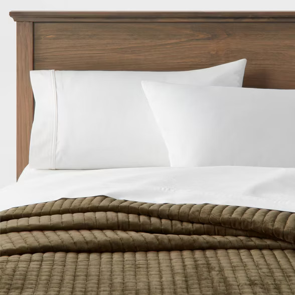 Twin/Twin Extra Long Matte Velvet Solid Quilt Dark Green - Threshold™ | Target