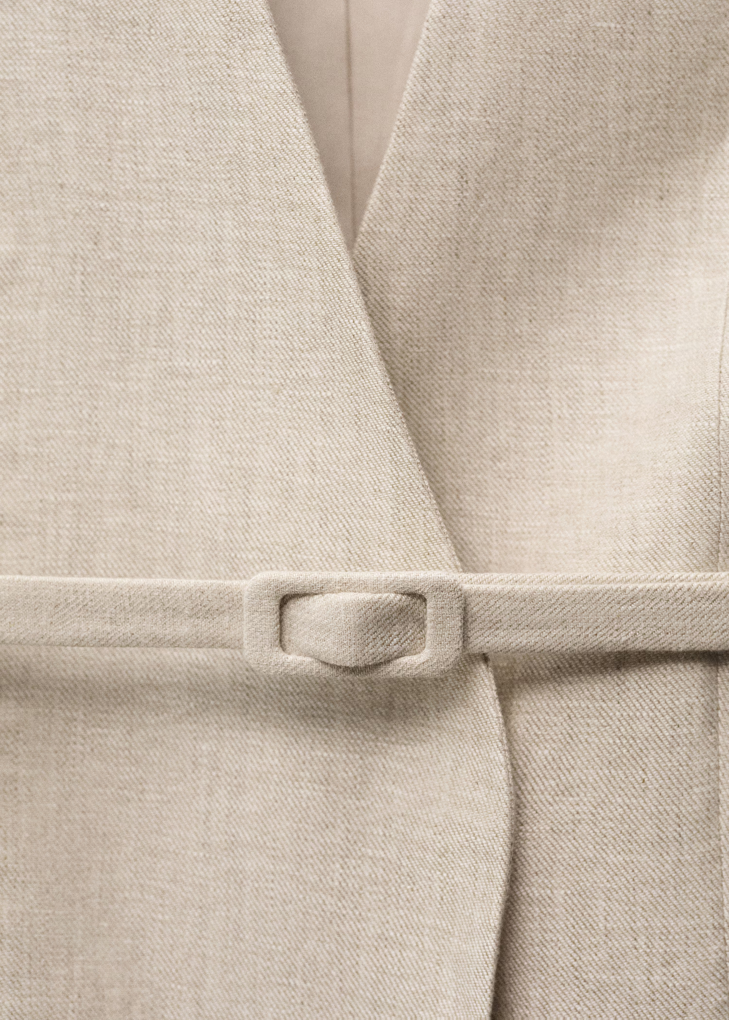 Anzugblazer aus Leinen mit Gürtel - Damen | MANGO Österreich | Mango EU