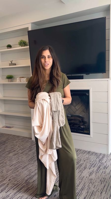 Amazon casual and cozy finds perfect for postpartum or laying around the house @ekouaerofficial @lordehuang
#ekouaer#ekouaerclothes

#LTKActive #LTKbump #LTKfindsunder50