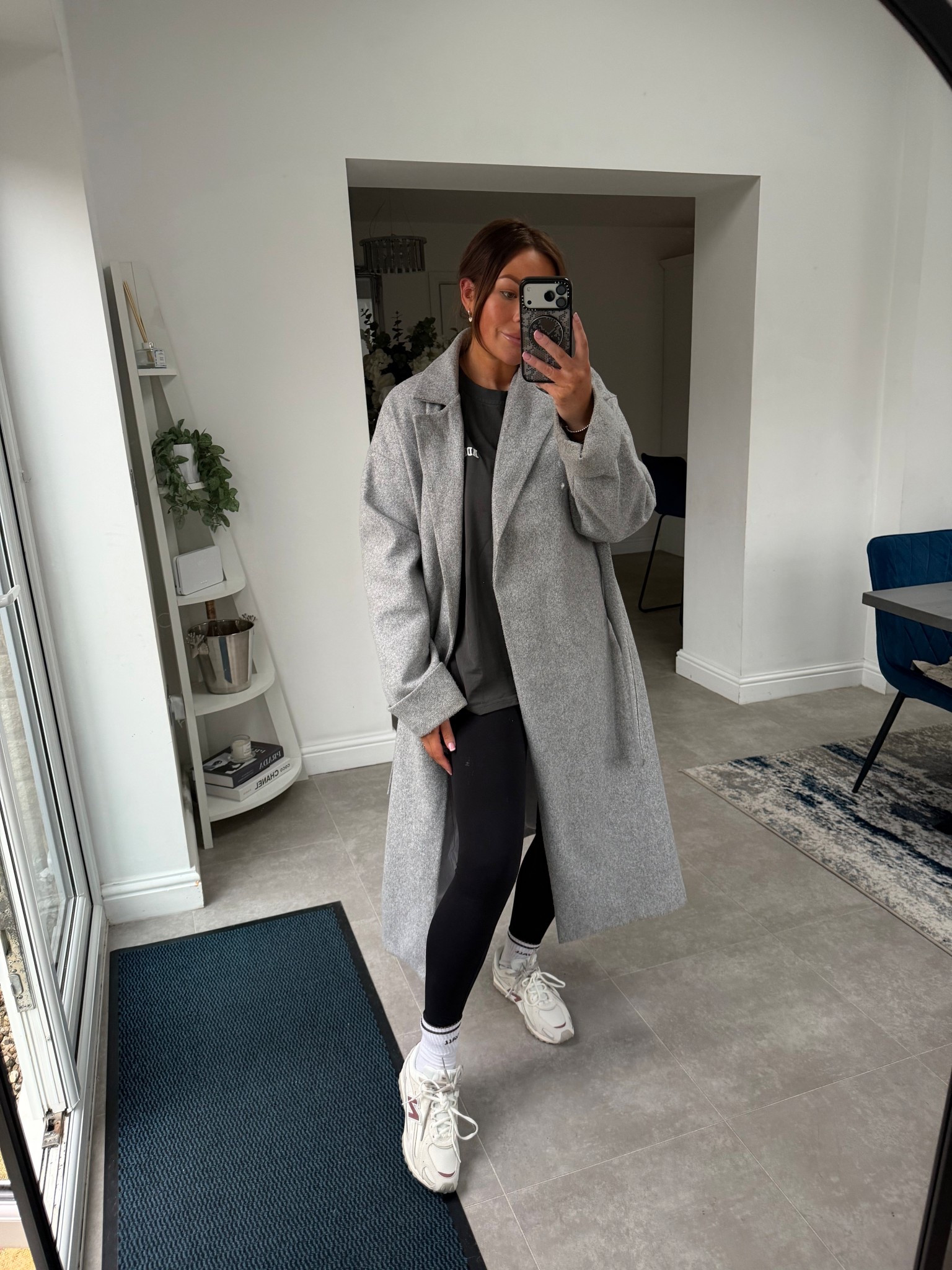 Can’t beat a long coat and leggings combo 🤌🏻🤌🏻

#LTKwinter #LTKuk #LTKeurope