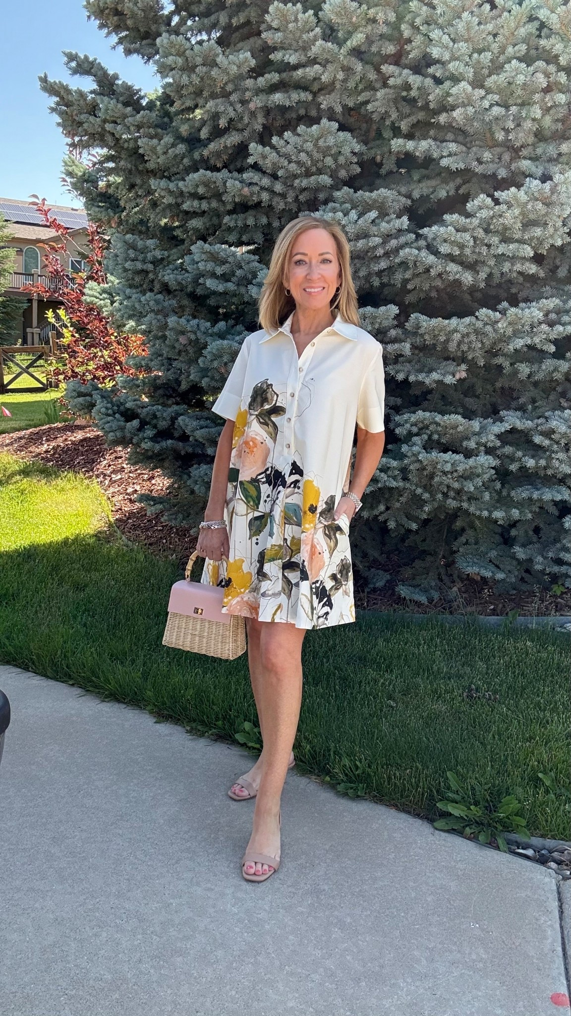 Summer dresses that do t cling to you are the best! This one runs true to size. I’m 5’0 wearing a PXS.


#LTKPetite #LTKStyleTip #LTKOver40