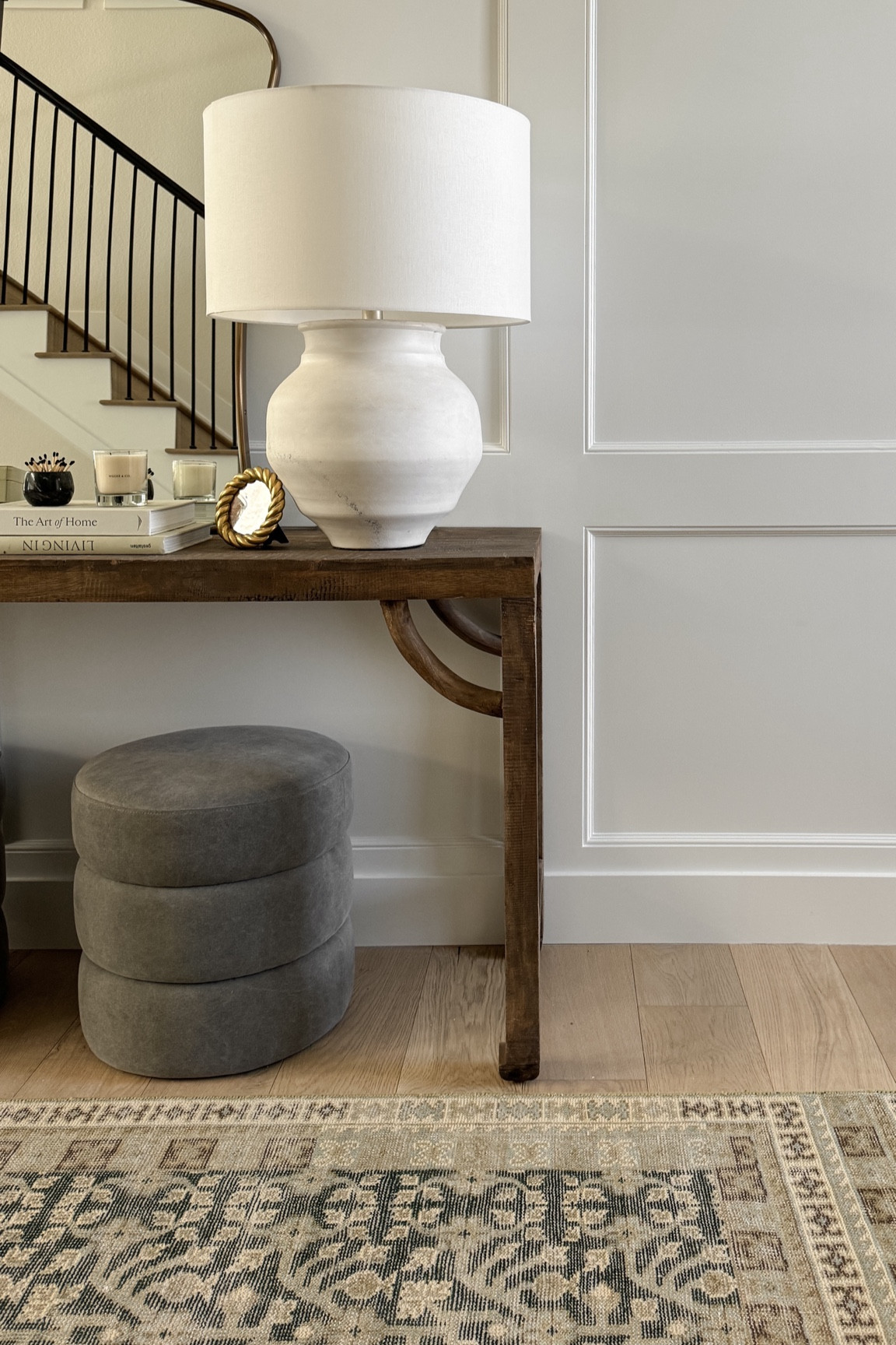 Neutral entry way decor 

#LTKStyleTip #LTKHome