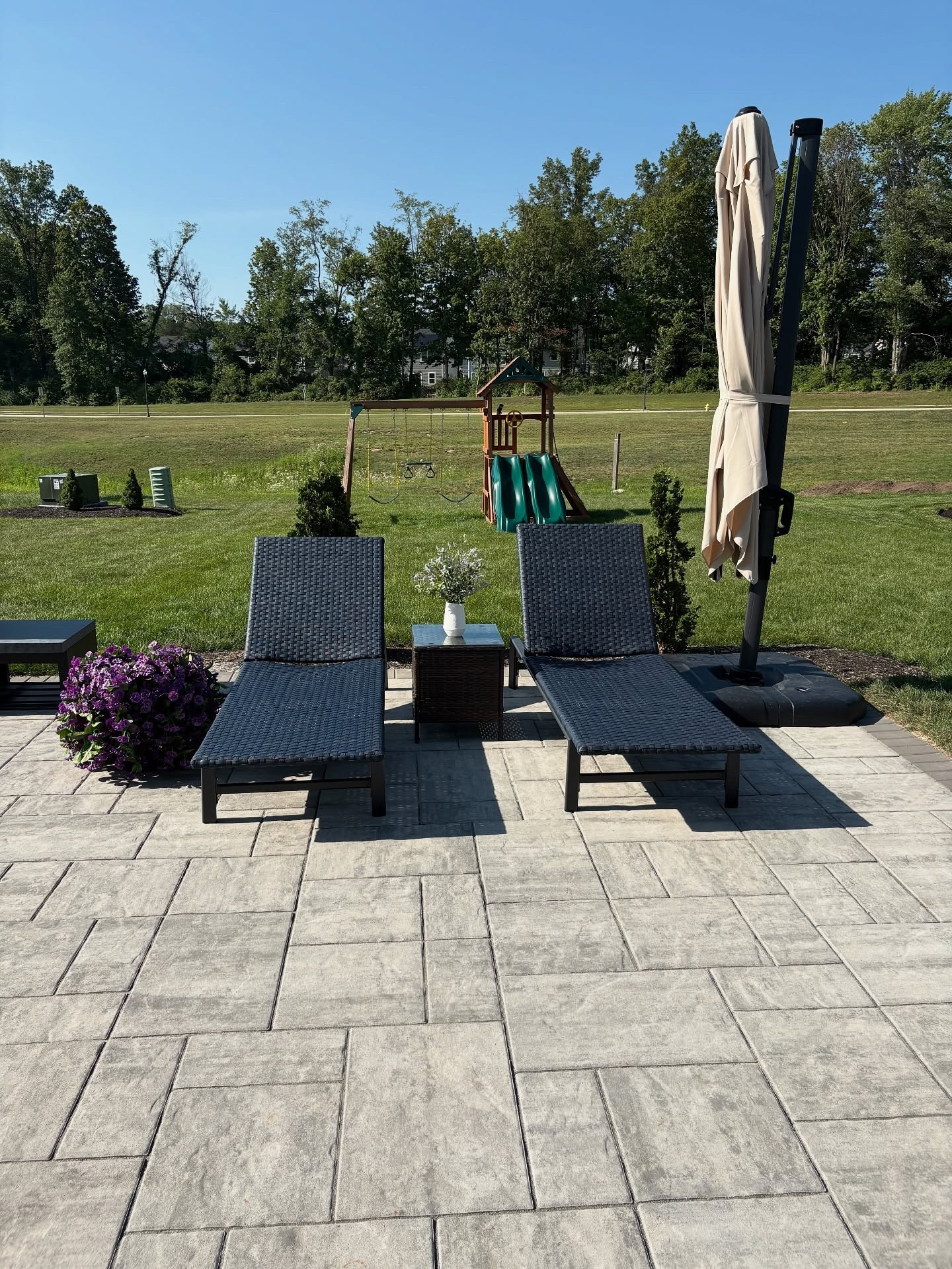 Just added two @purpleleafoutdoor sun loungers to our backyard and I’m obsessed. They’re adjustable, comfy, wipe clean in seconds, and so stylish. Perfect for reading, relaxing, or escaping toddler chaos 🤪 (when my family isn’t fighting me for a turn).

➡️ Aluminum frame ➡️ Rattan-style weave ➡️ Wipes clean if it gets wet ➡️ Reclines in 5 positions
I have the navy blue / standard size and they look way more expensive than they are.

Use code KATIE005 for 5% off ✨ 💬 Comment “chair” and I’ll send the link!

#home #gifted #purpleleaf #patio #chaiselounge #ltk #outdoor