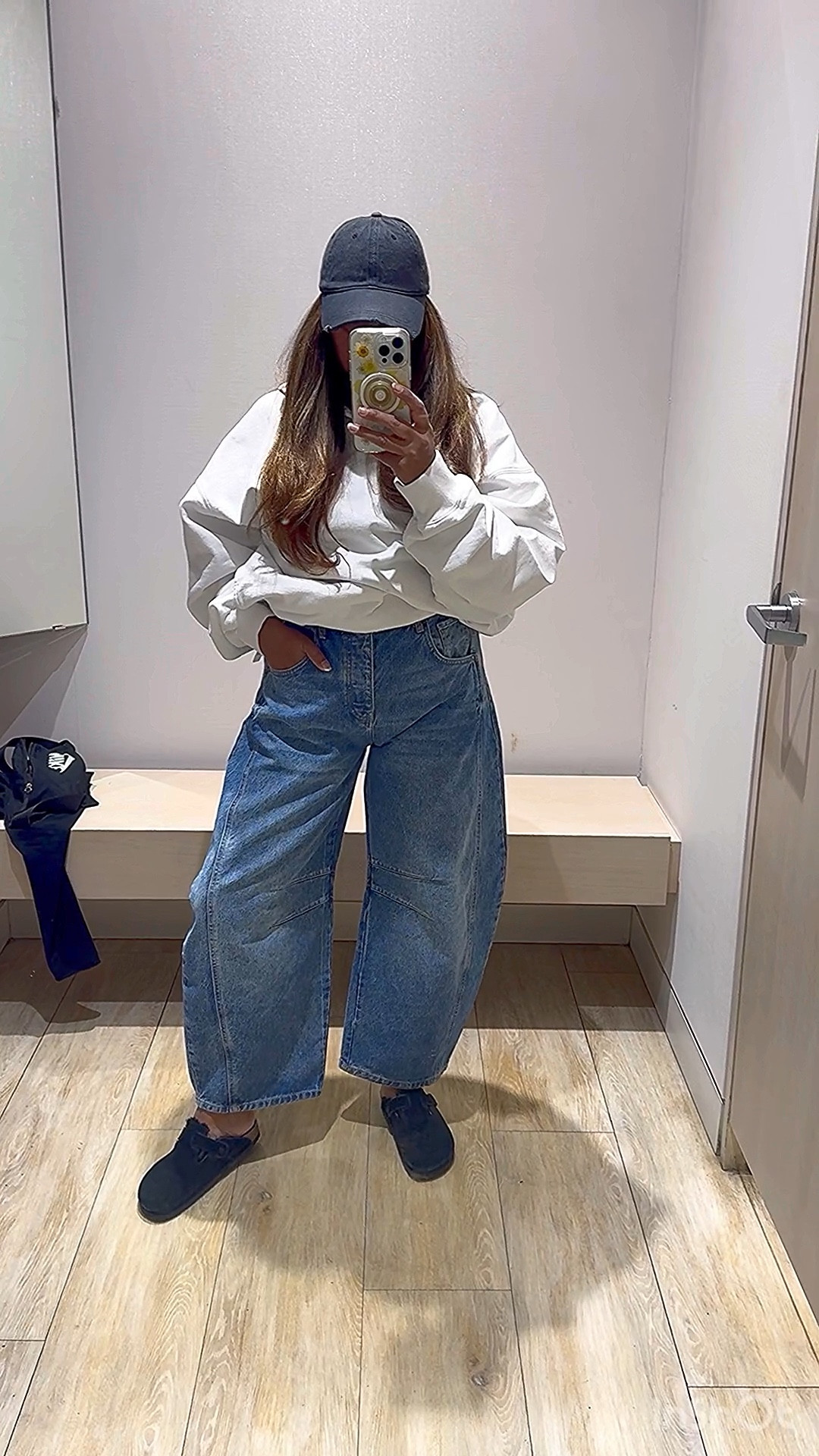 FREEPEOPLE BARREL JEANS TRYON AND REVIEW!

#LTKautumn #LTKcanada #LTKstyletip