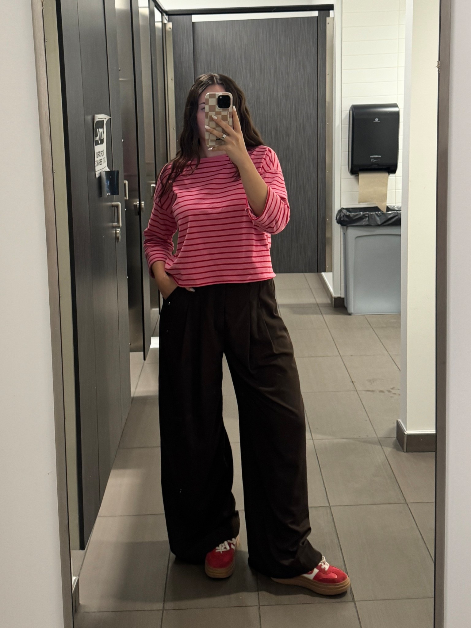 Casual and stylish work outfit. Brown with a pop of color! 

#LTKStyleTip