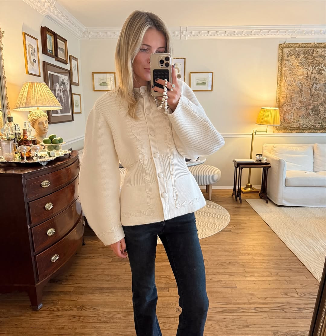 Cozy season 🤍 

 #LTKSeasonal #LTKStyleTip