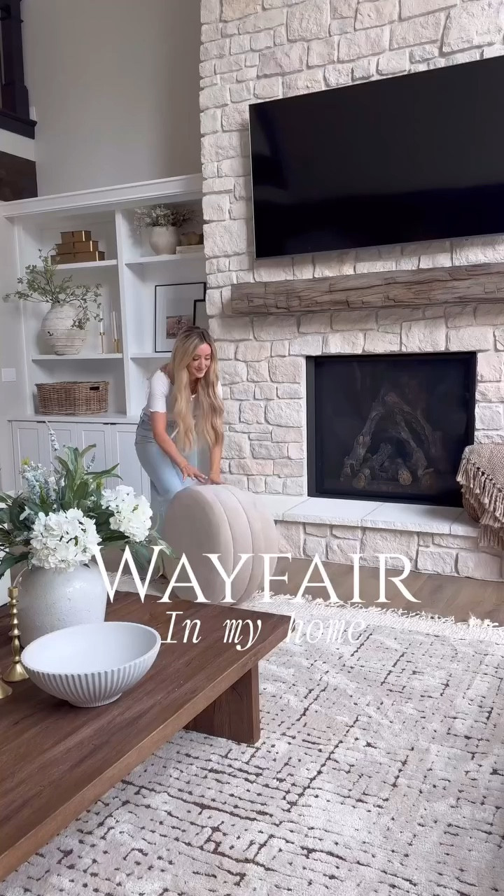 My favorite home items from @wayfair in our home #wayfairpartner. 

Wayfair rugs  home decor  home styling  home favorites  trending home decor  modern rugs  neutral home  ourpnwhome 

#LTKSeasonal #LTKHome #LTKxWayfair