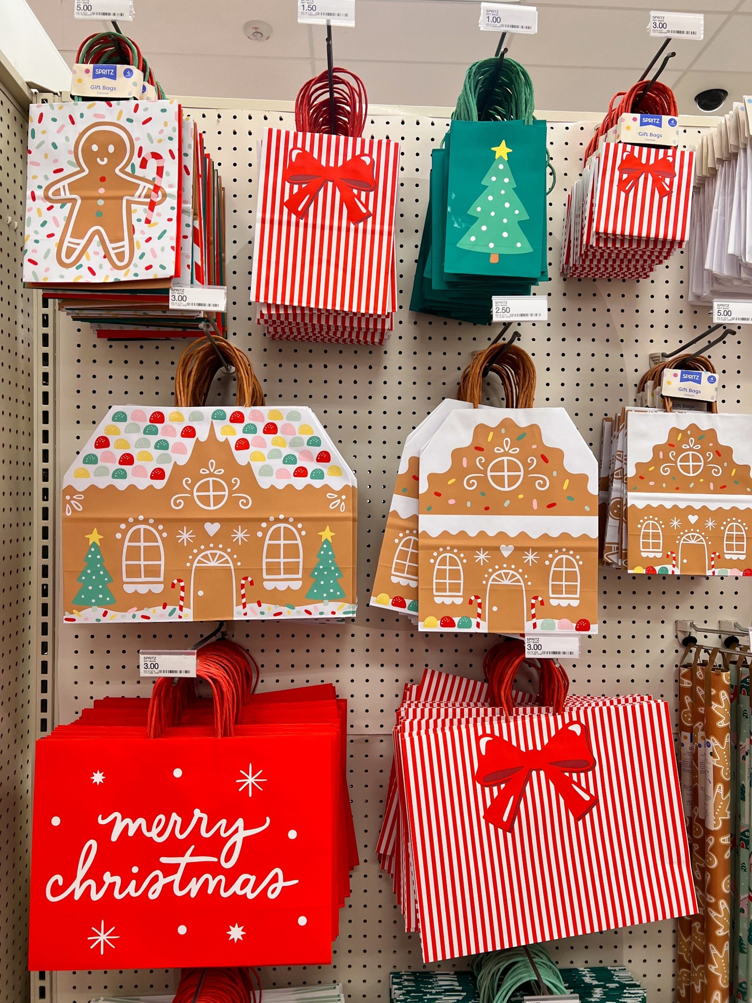 New holiday gift bags 

Target finds, Target style, Target Christmas 

#LTKHoliday #LTKGiftGuide