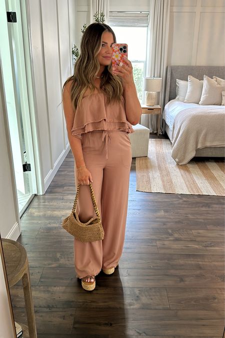 Perfect jumpsuit to wear on vacation, girls brunch or date night! Wearing size small, but could’ve done a medium. If in between sizes size up! 

Code BrittH20 gets 20% off & makes it $43.20. My code also works on these shoes & purse too! 

Pink Lily, jumpsuit, resort wear, vacation outfit 