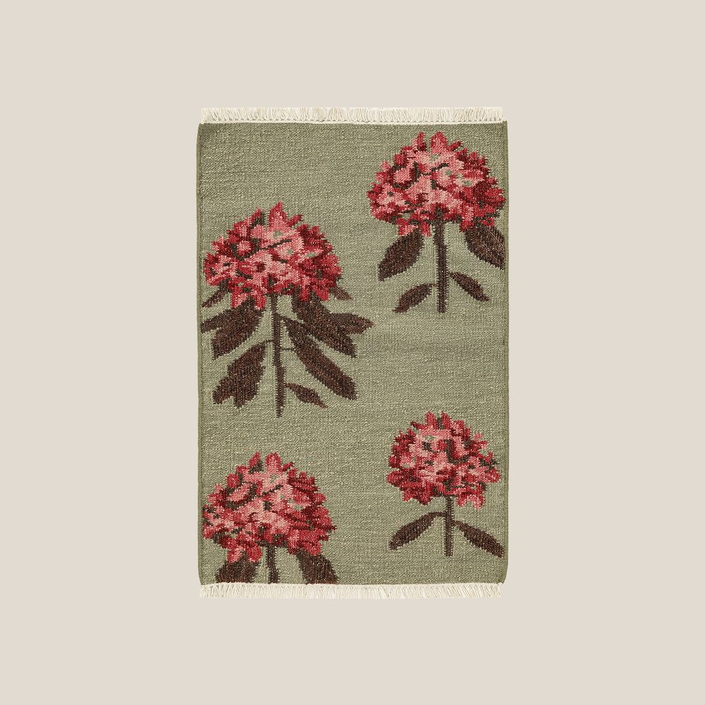 NYBG Hydrangeas Flatweave Rug | GreenRow