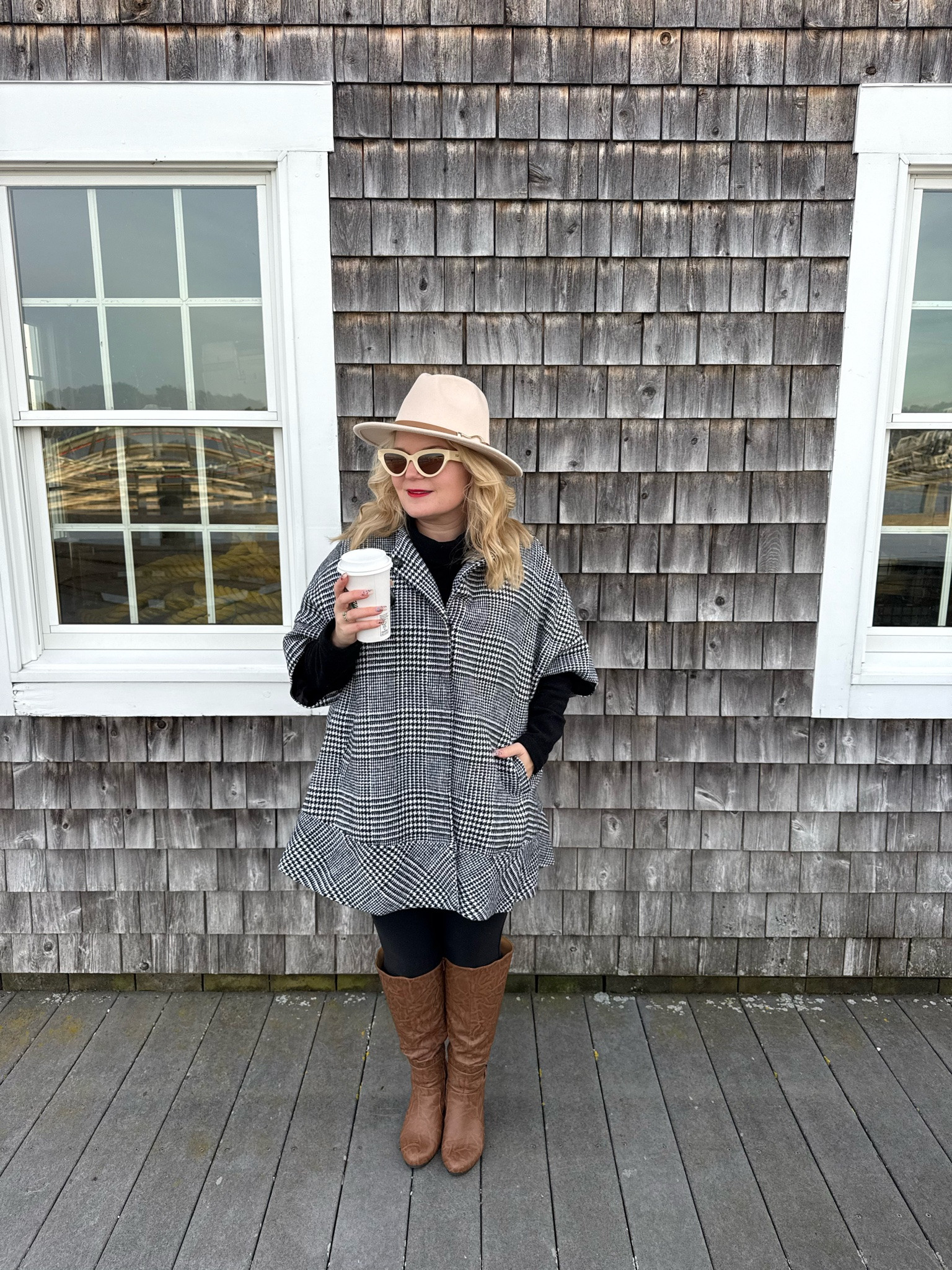 Love this cape from Amazon. It is so chic while also being warm.

#LTKootd #LTKPetite #LTKWorkwear