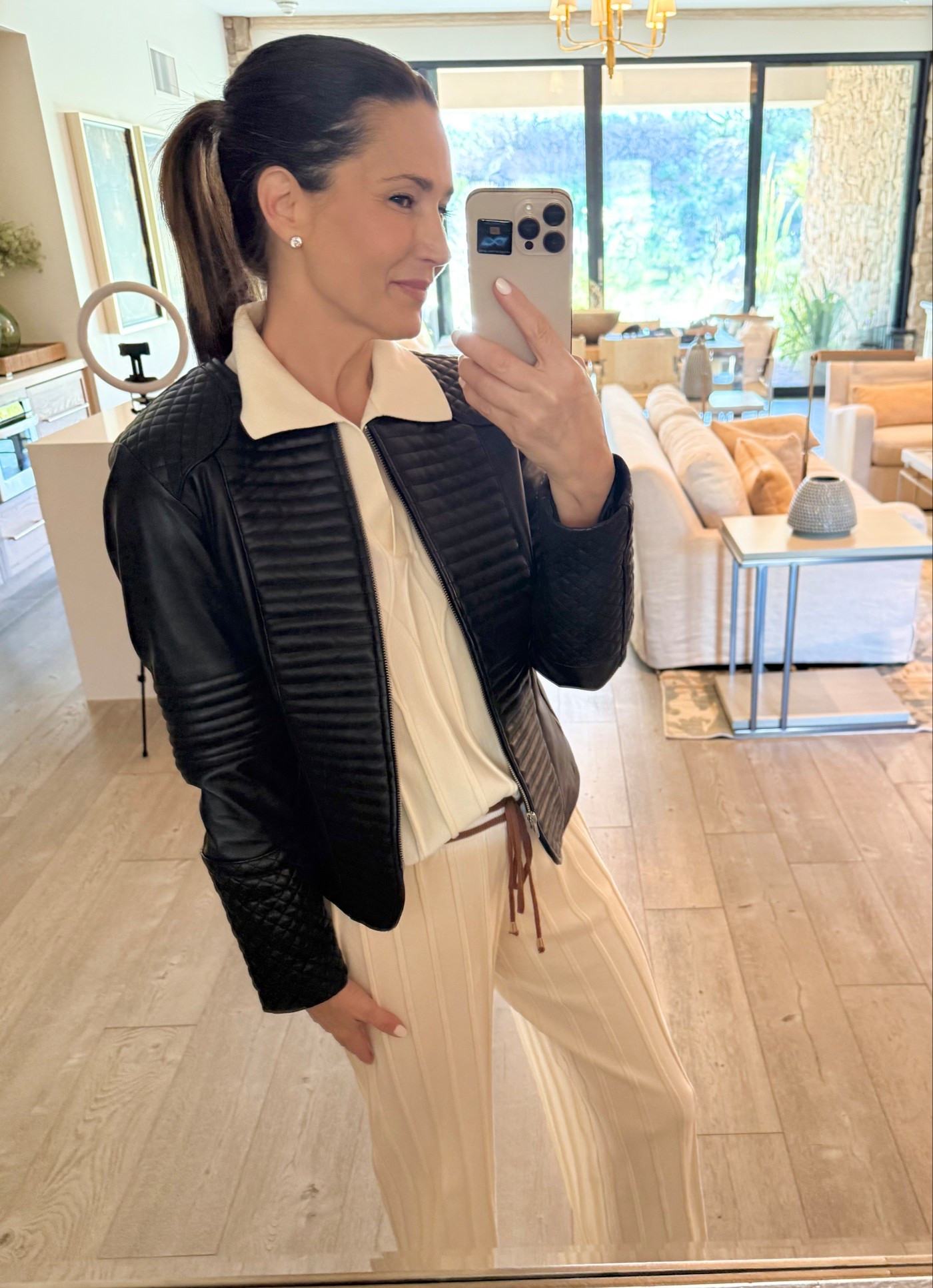 Leather weather 🖤🍁🍂

So many great leather styles to choose from. Love this Nexi jacket in black. Wearing a size small. 

#leatherjacket

#LTKOver40 #LTKStyleTip #LTKSeasonal