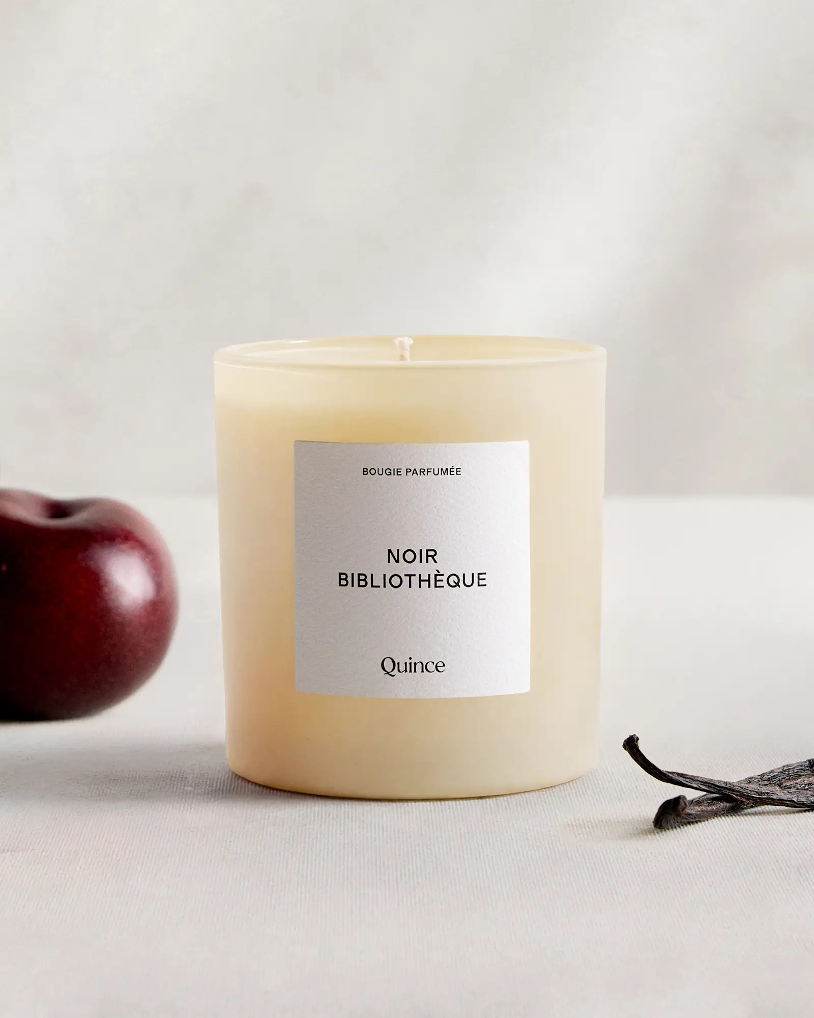 Noir Biblioth\u00e8que Candle | Quince