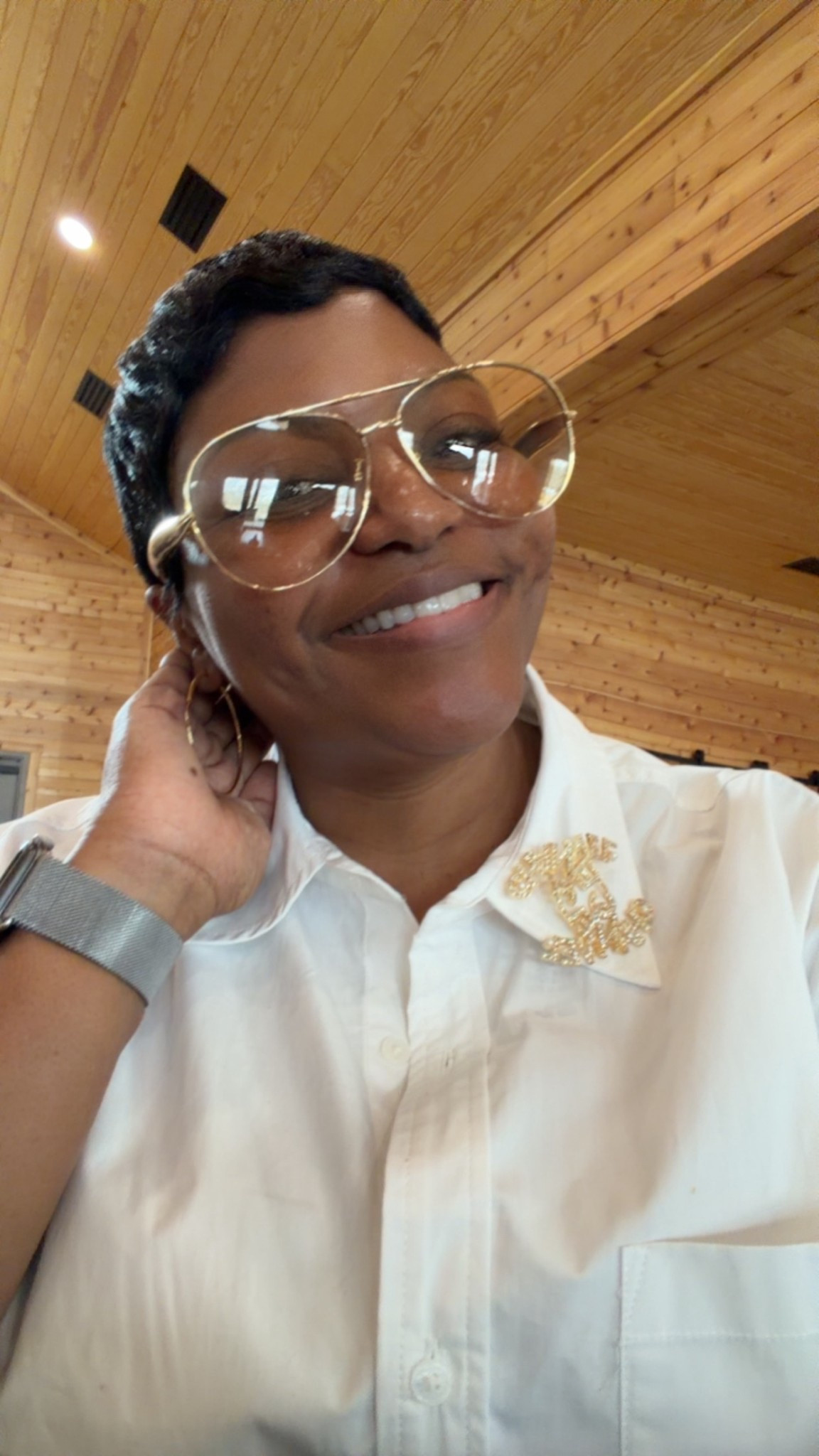 Tinted Aviator Sunnies 
#luxurystyleforless #sunnies #aviatorsunglasses 
