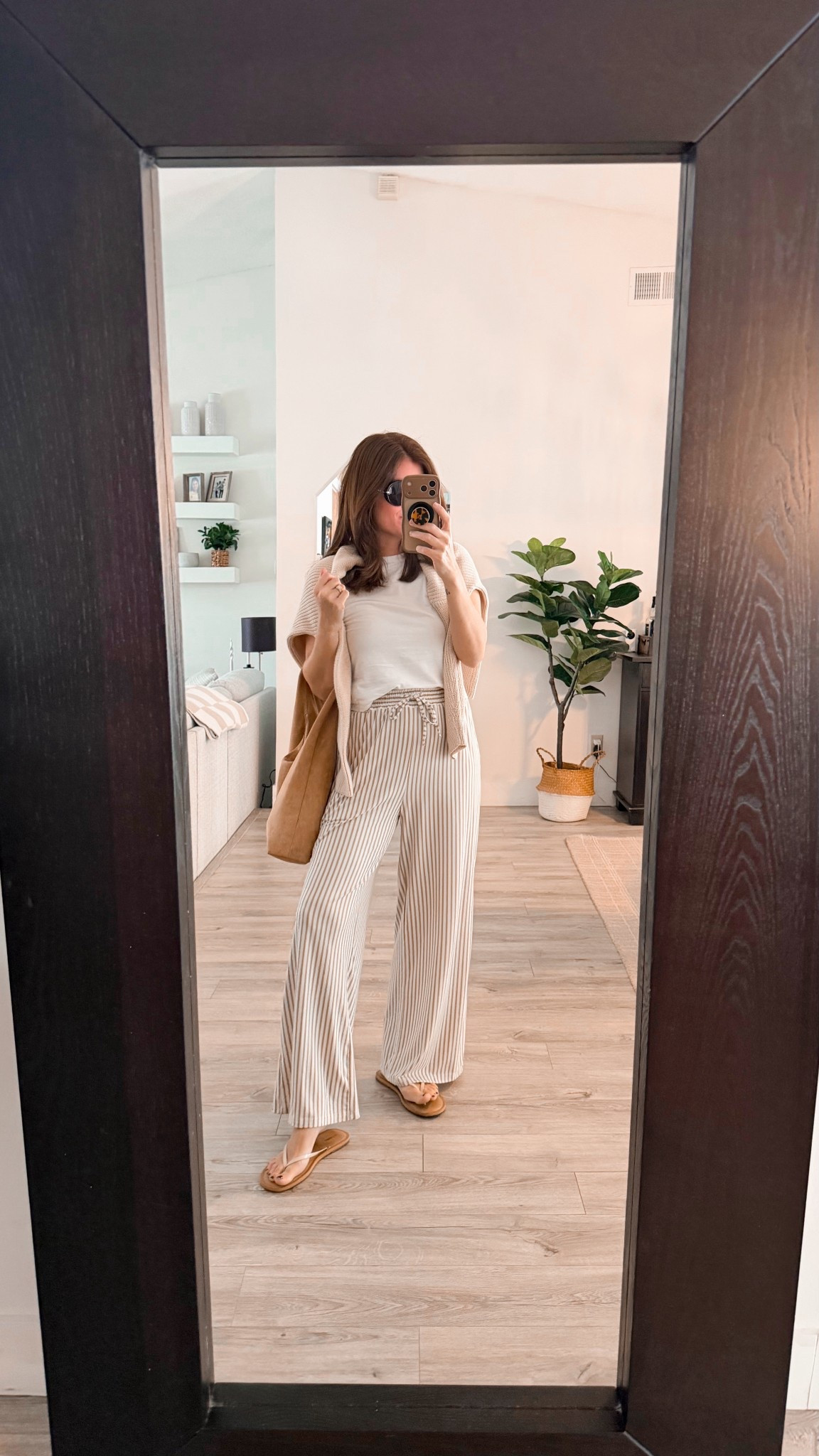 Comfy casual OOTD! Love these pants I have them in three different colors and wearing a size small! ￼

#LTKOver40 #LTKSeasonal