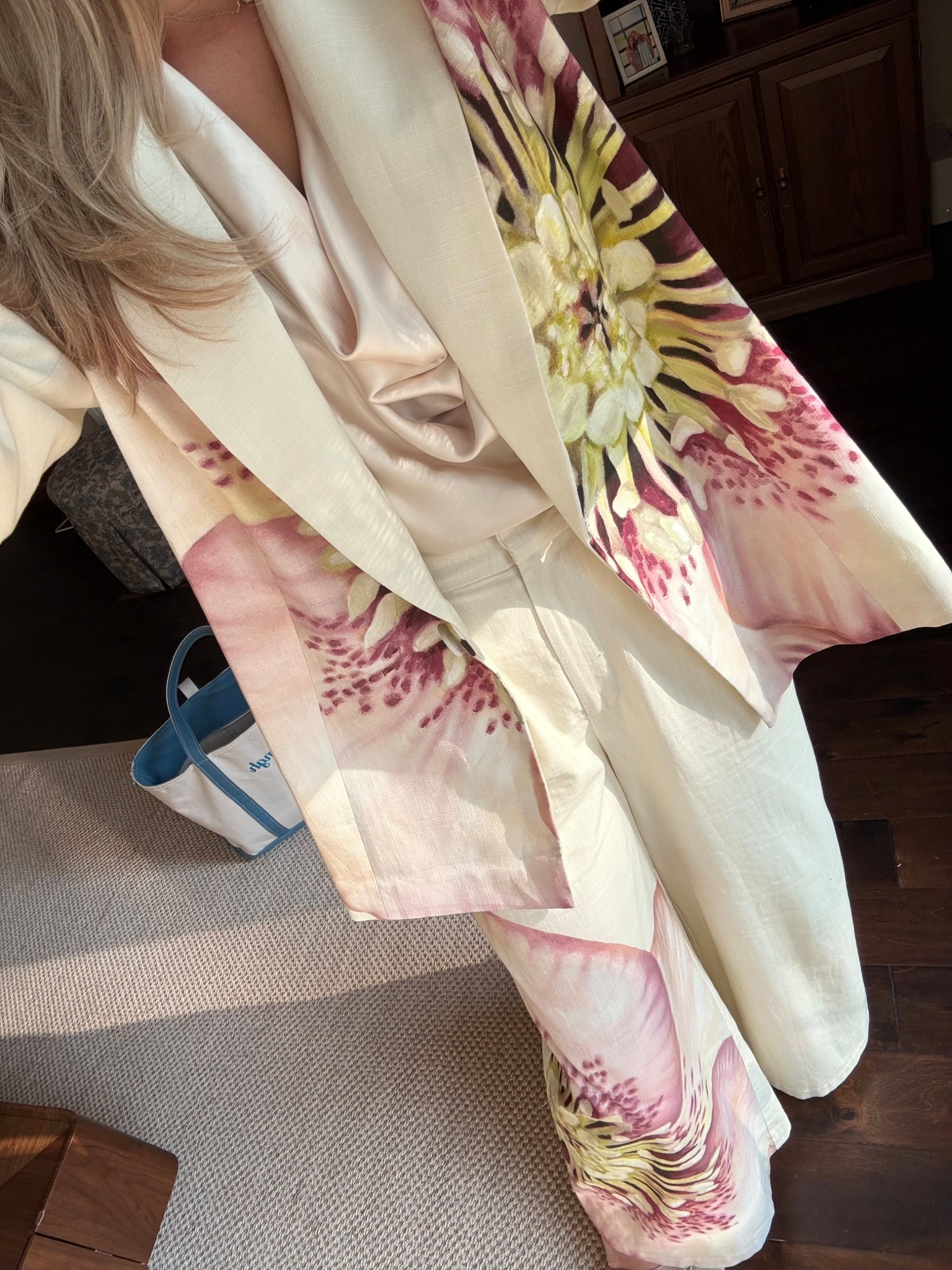  Blazer: Significant Other Rowan Oversized Blazer (Nuuly)
Pants: Significant Other Madina Wide Leg Pants (Nuuly)
Top: Zara