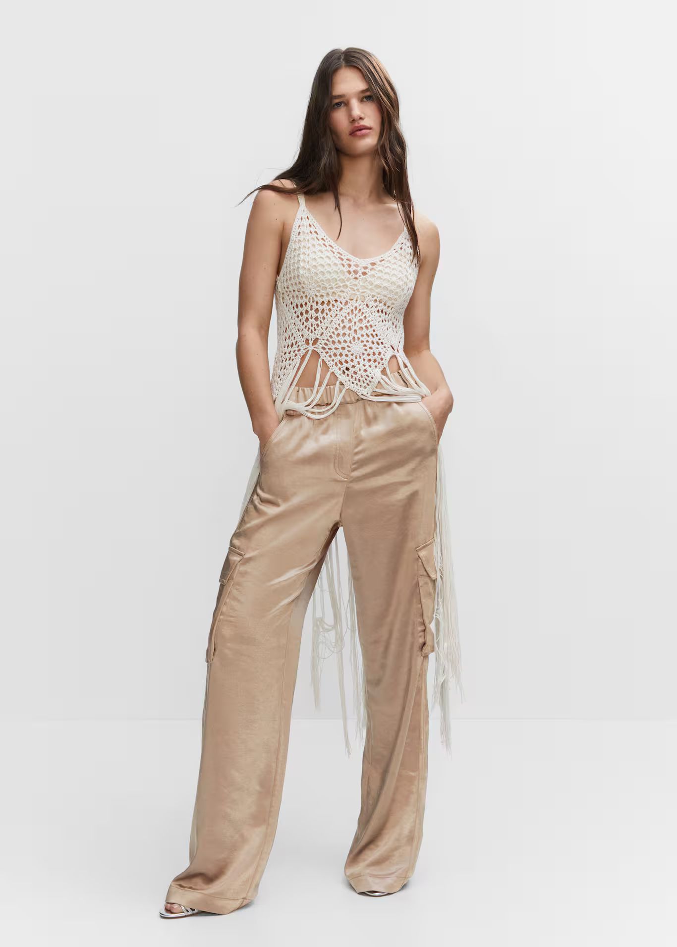 Satin cargo trousers | MANGO (US)