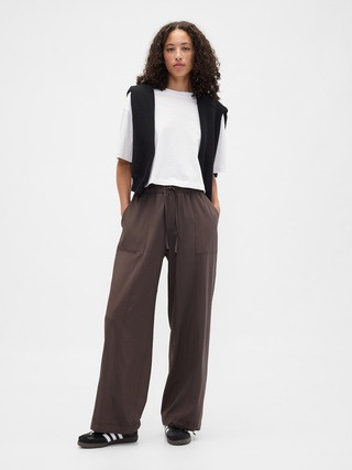 GapFit High Rise Loose Runaround Pants | Gap Factory