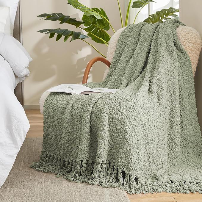 Amélie Home Chunky Fluffy Knit Throw Blanket, Mulberry Textured Woven Throw Blanket with Handmad... | Amazon (US)