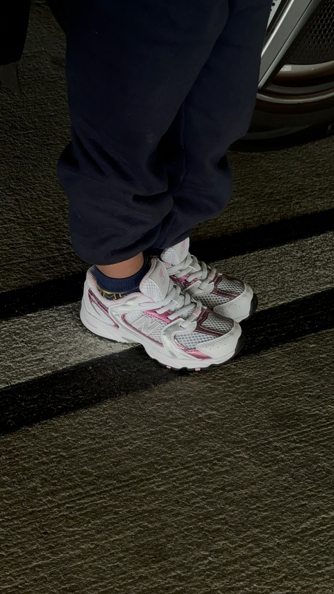 My daughter’s New Balance shoes. NO LACE! Super easy to put on by themselves. #bestkidsshoesnolaces