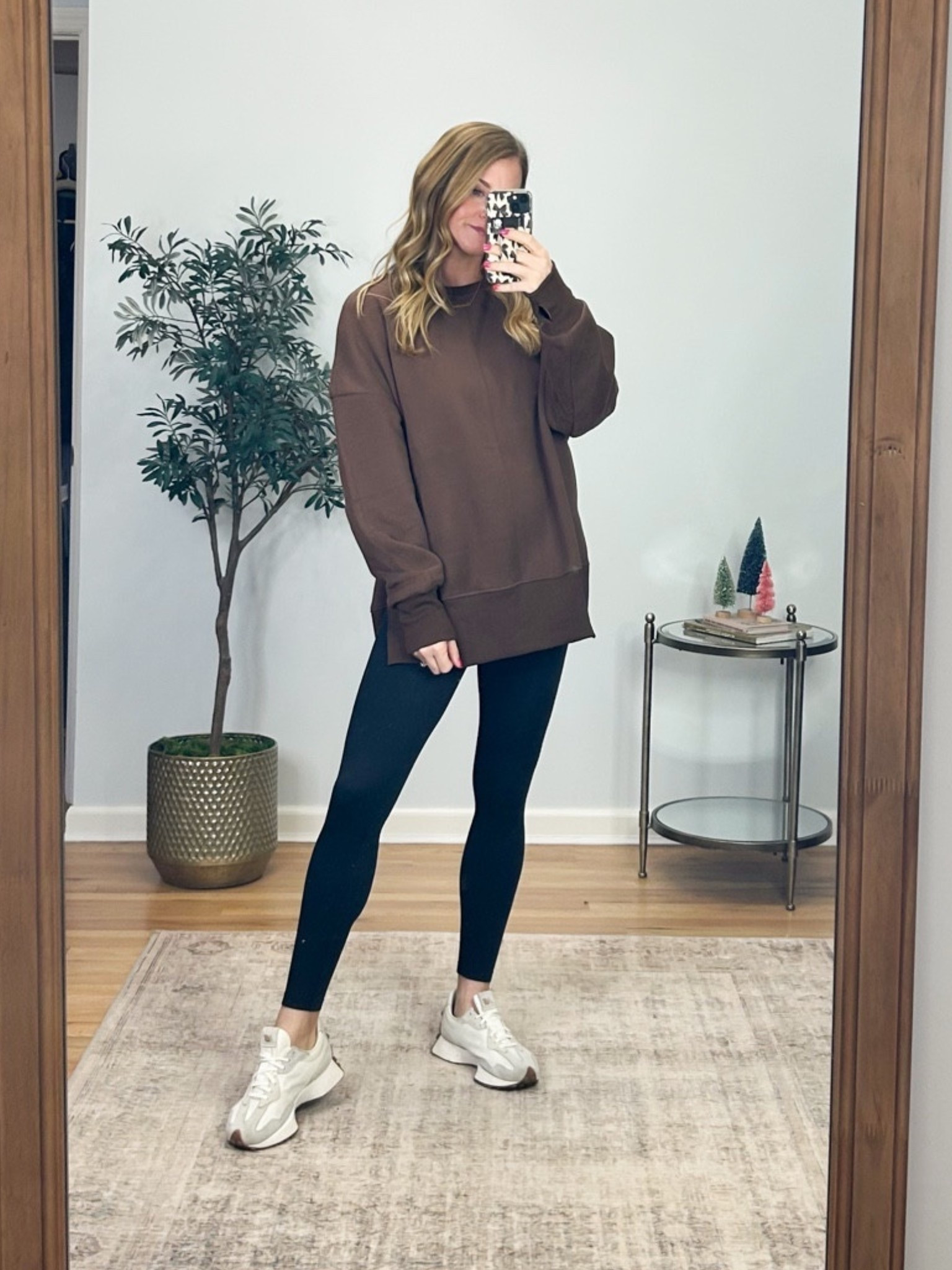 Comfy, casual & 100% legging-friendly 🤍 This is the kind of sweatshirt you throw on once and never want to take off—soft, relaxed, and perfect for mom life, errands, coffee runs, or couch days. Styled with leggings but cute enough to feel put together ✨sized up to a M



#ltkfinds #ltkunder50 #casualoutfit #leggingsoutfit #leggingfriendly #comfyfashion #everydaystyle #momstyle #affordablefashion #cozyvibes

#LTKootd #LTKFindsUnder50
