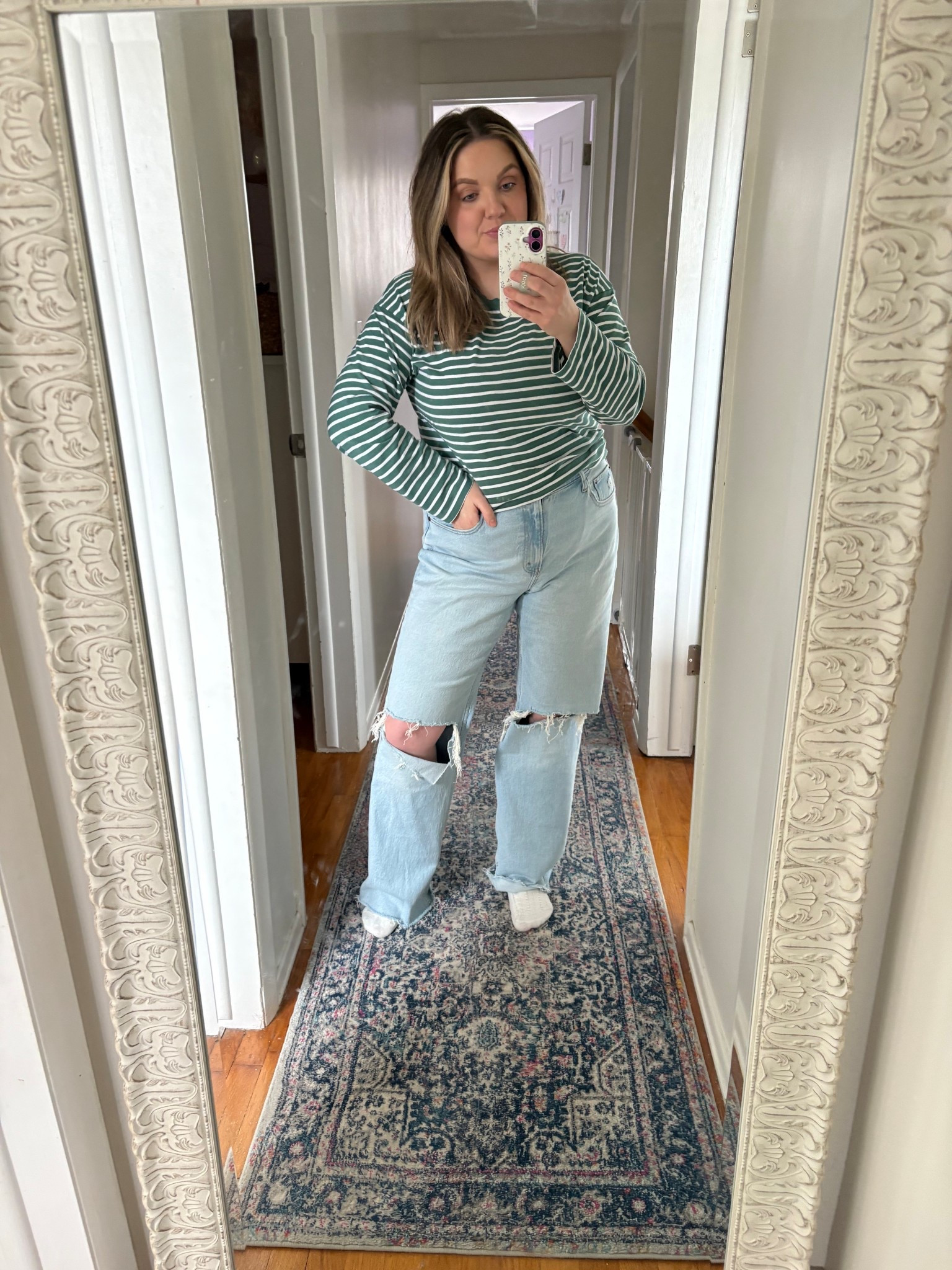 Midsize OOTD 

Freaking obsessed with this wash!
Jeans - 32 reg 

@abercrombie 



#LTKMidsize #LTKootd #LTKdayinmylife