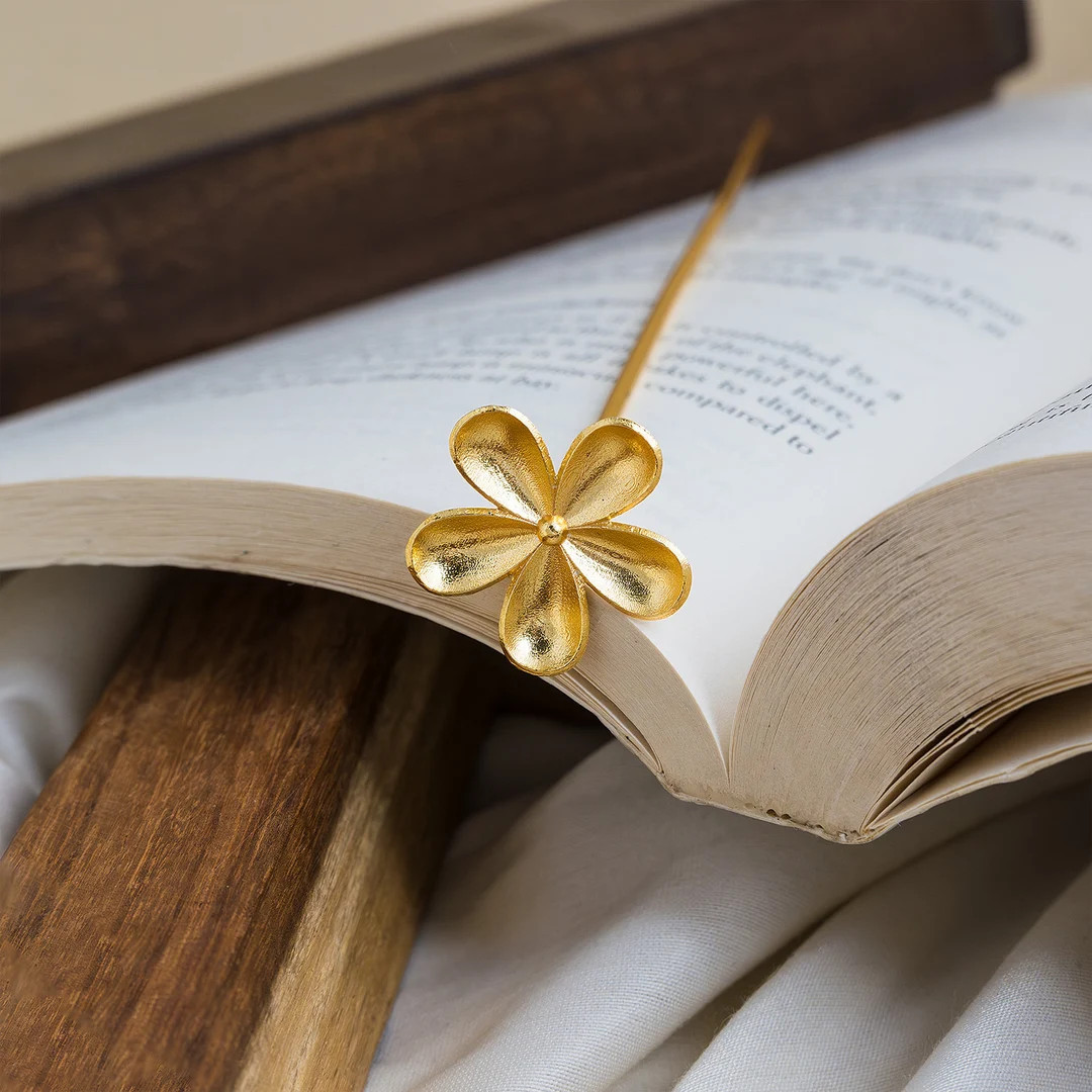 Gold Flower Bookmark: Handmade Brass Floral Reader, Booklover Gift | Etsy (US)
