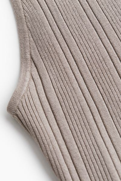 Rib-knit Tank Top | H&M (US + CA)
