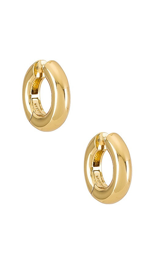 BaubleBar Dalilah Huggie Hoops in Metallic Gold. | Revolve Clothing (Global)