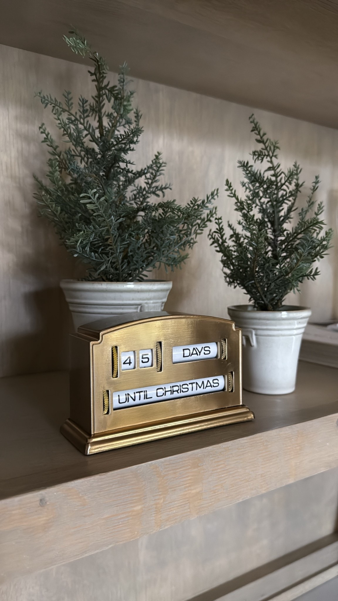 Christmas countdown 

#LTKSeasonal #LTKHoliday #LTKHome