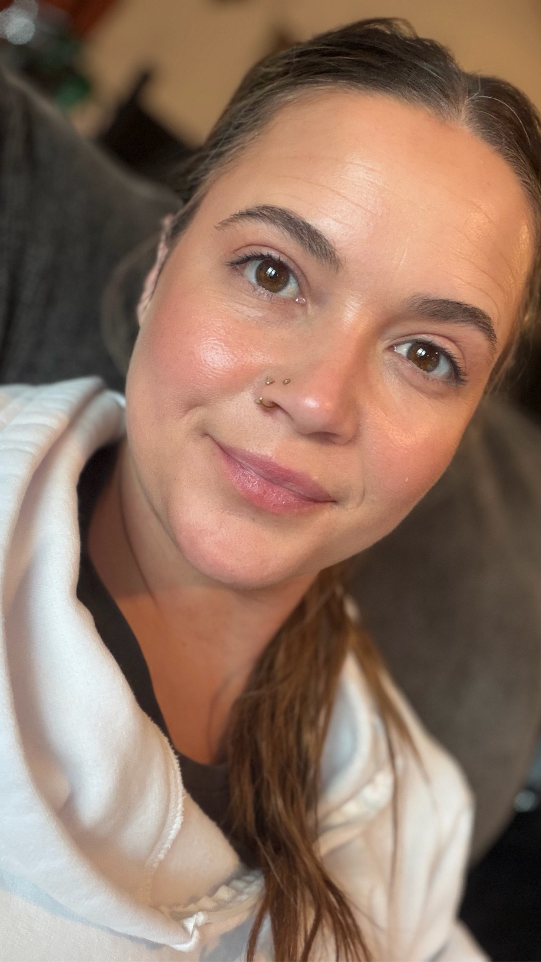 ✨ Get ready with me 5 minute mom edition ✨
aka: survival glam
aka: “good enough to be seen in public and not get asked if I’m okay”

If the ponytail is tight and my contour is blended, we’re THRIVING.

#LTKgrwm #LTKmomlife #LTKmorningroutine