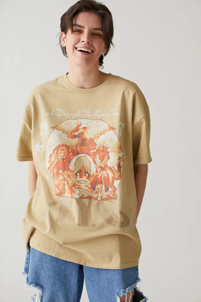 Queen A Day At The Races Tour Glitter Ink Tee | Urban Outfitters (US and RoW)