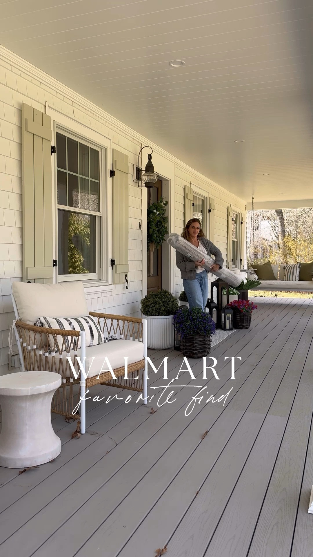 Summer Front Porch

Home  home decor  home favorites  spring front porch  spring home decor  seasonal decor  wreath  planters  area rug  coastal home

#LTKSeasonal #LTKHome #LTKStyleTip