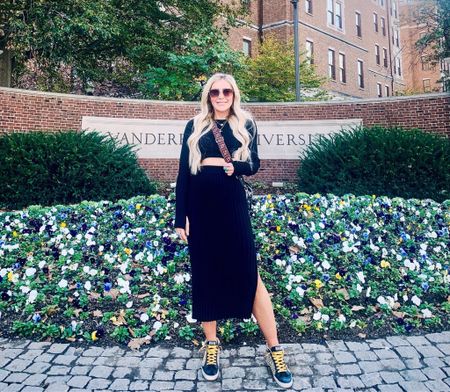 Nashville outfit number three!!✨ What I wore to the Vandy tailgate and homecoming game. This set is a dream, and my stadium approved clear bag is so cute and a steal of a deal! ⭐️⚓️🏈

#LTKitbag #LTKfindsunder50 #LTKstyletip