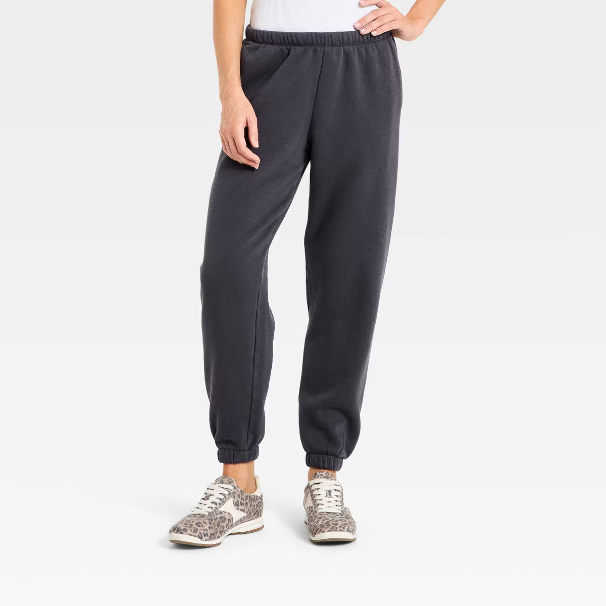 Women's Mid-Rise Fleece Jogger Pants - Universal Thread™ | Target