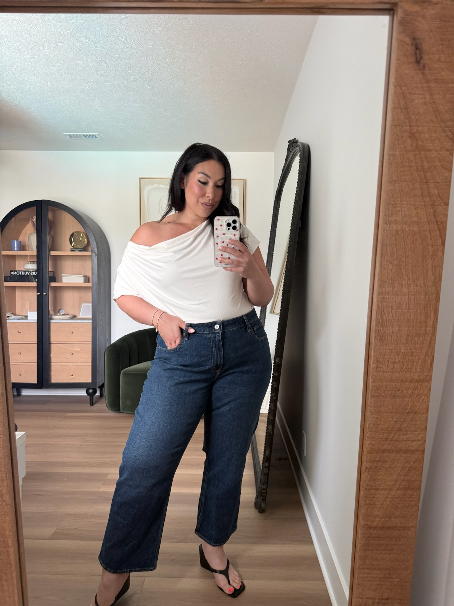 Midsize abercrombie spring casual outfit! Use code afweekend for 20-40% off!
-
-
-
Spring outfit inspo, affordable fashion, abercrombie fashion, abercrombie new arrivals, denim, asymmetric top, abercrombie outfit

#LTKMidsize #LTKootd