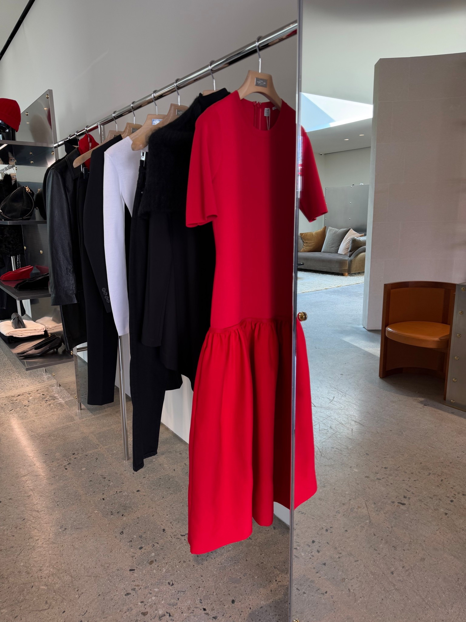 Holiday red dress 

#LTKHoliday #LTKGiftGuide #LTKCyberWeek