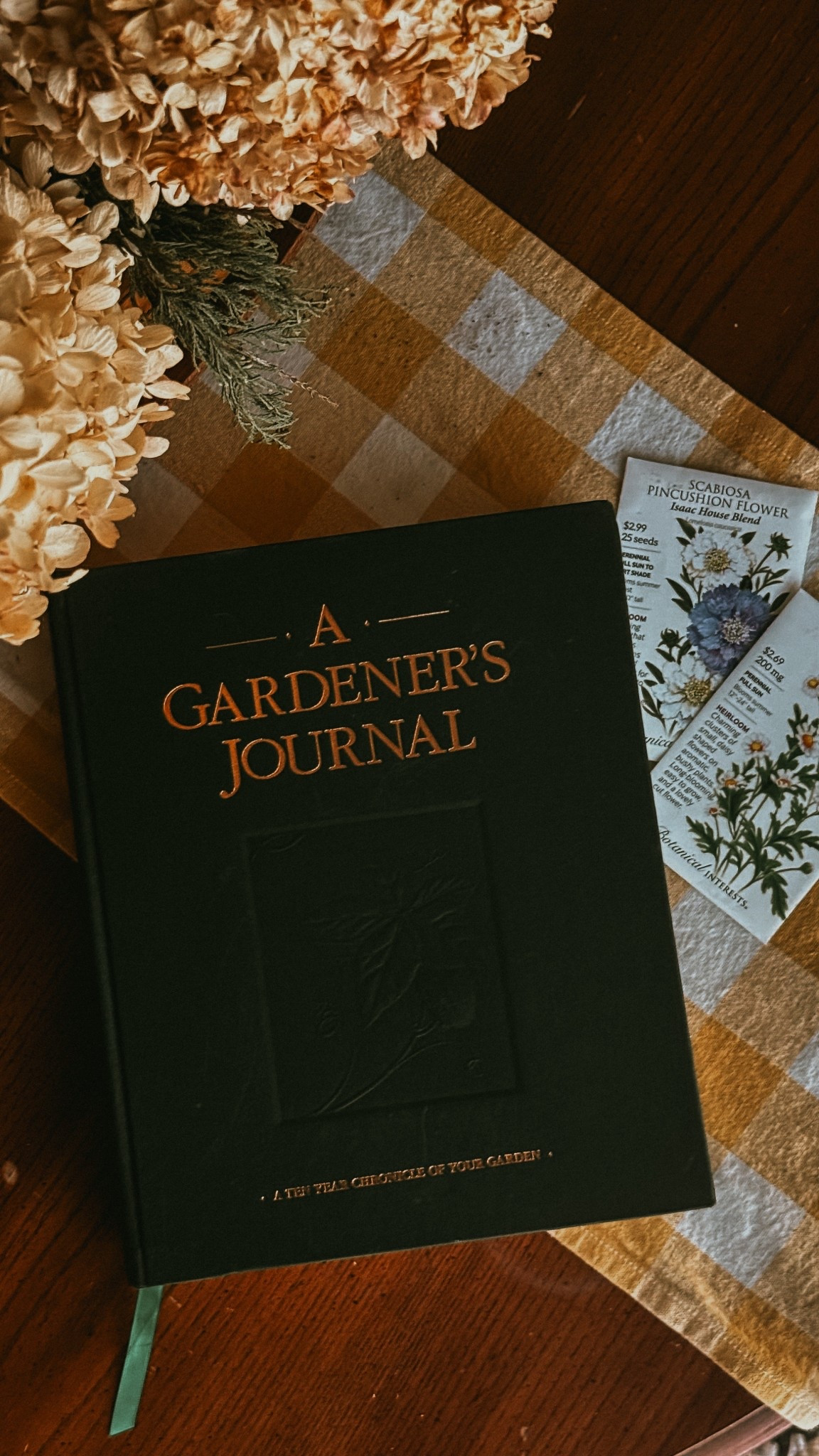 This year, I’ve added something new to our garden season.
A new rhythm. One that will tell the story of our garden and homestead over the next decade.

The Gardeners Journal: 10-Year Chronicle feels less like a planner and more like a companion. A place to record what we planted, what surprised us, the years that were generous, and the ones that asked for patience. Notes on weather, harvests, failures, and small victories that would otherwise fade with time.

I love that you can find gently used copies still waiting for their story to begin, or purchase new ones through Lee Valley. Either way, it’s made for slow keeping. For gardeners who plan to stay.

A quiet tradition, added to the rhythm of the seasons.
One year at a time. 🌿