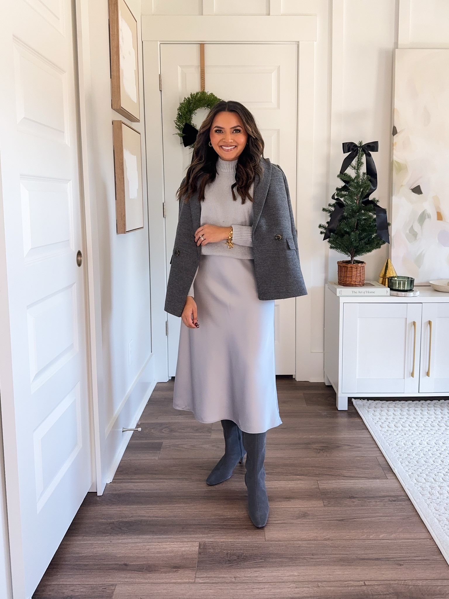 Grey blazer size 00 petite TTS - size up if you want to button over sweaters
Grey satin skirt size small petite - usually size 2/26 in bottoms, the small petite is a great fit for me
Grey boots size 5.5 TTS

Workwear
Winter office outfits
Petite pants
Petite style
Winter outfits
Winter style
Cold weather outfit
Honey Sweet Petite
Honeysweetpetite



#LTKSaleAlert #LTKWorkwear #LTKCyberWeek