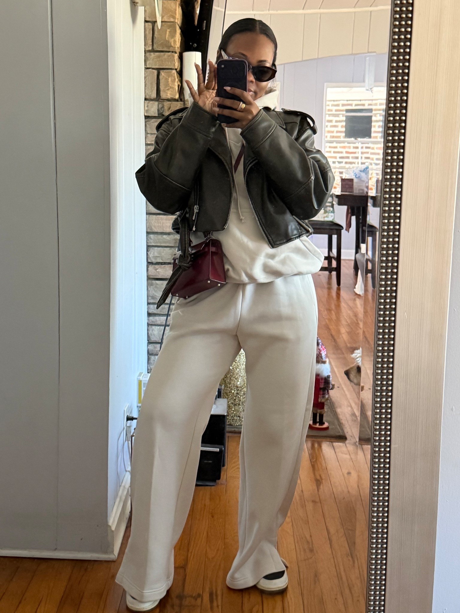 Cozy Fit
Wearing xs in hoodie, medium in pants 

#LTKgrwm #LTKActive #LTKootd
