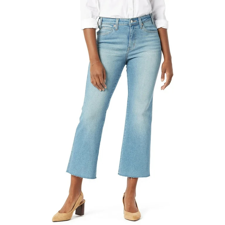 Signature by Levi Strauss & Co.™ Women's Heritage Crop Flare Pants | Walmart (US)