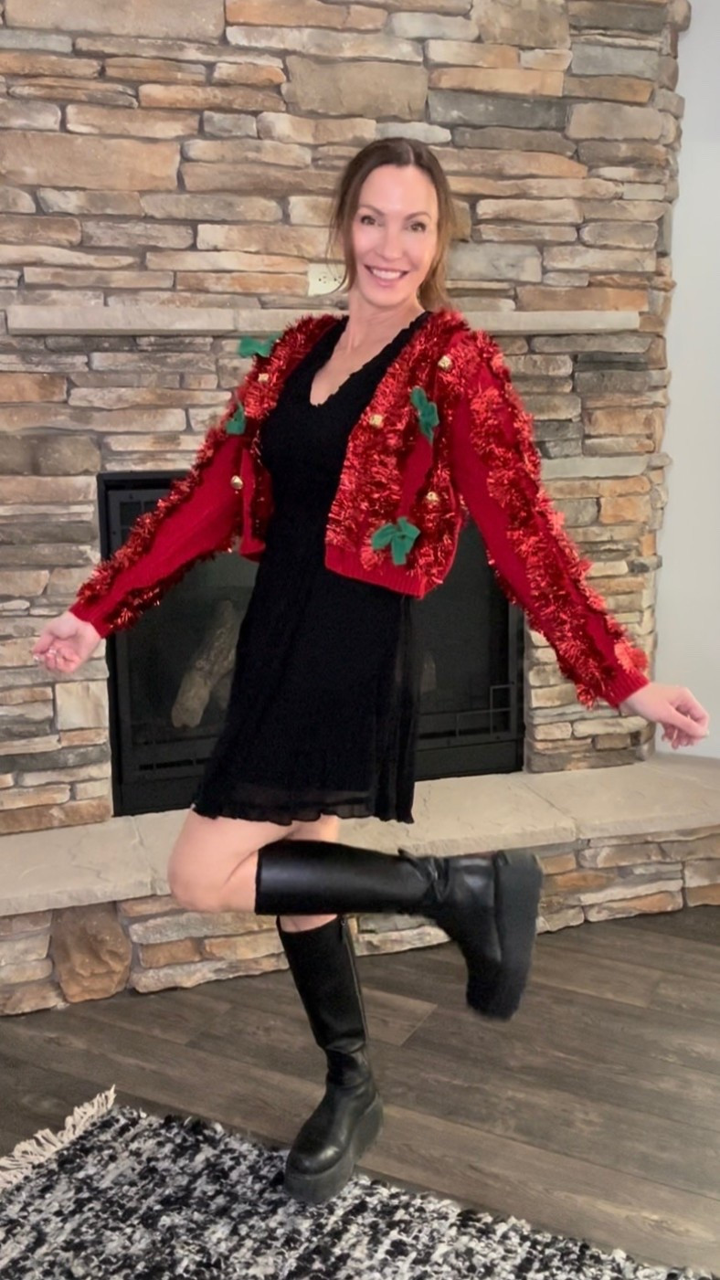Loving this Christmas cardigan I found at target!

#LTKootd #LTKHoliday #LTKOver40