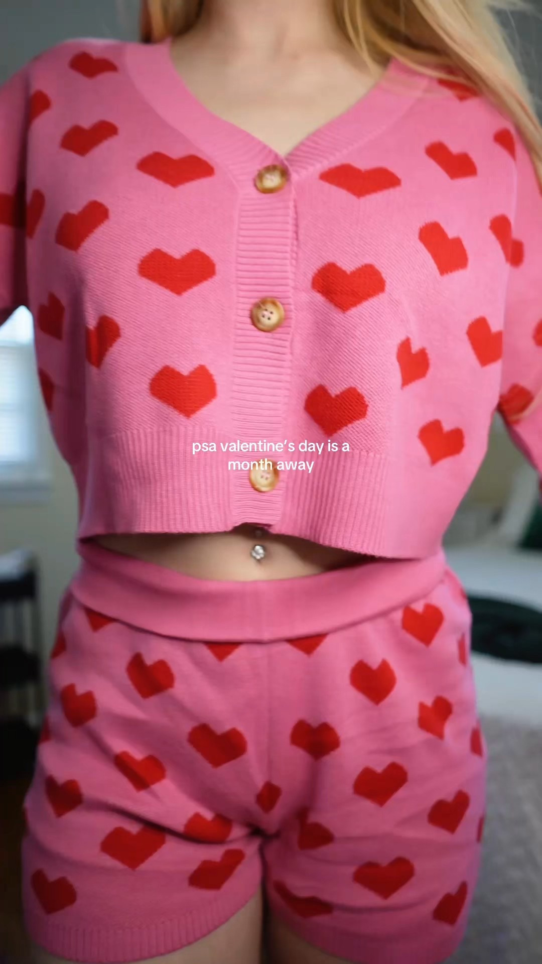 Valentine’s Day outfit, but cozy 💕✨
This sweater set is soft, flattering, and perfect for staying in or heading out while still feeling comfy and cute.

#valentinesdayoutfit #cozystyle #sweaterset #loungewearfinds #fashiontok

#LTKootd #LTKPetite #LTKSeasonal